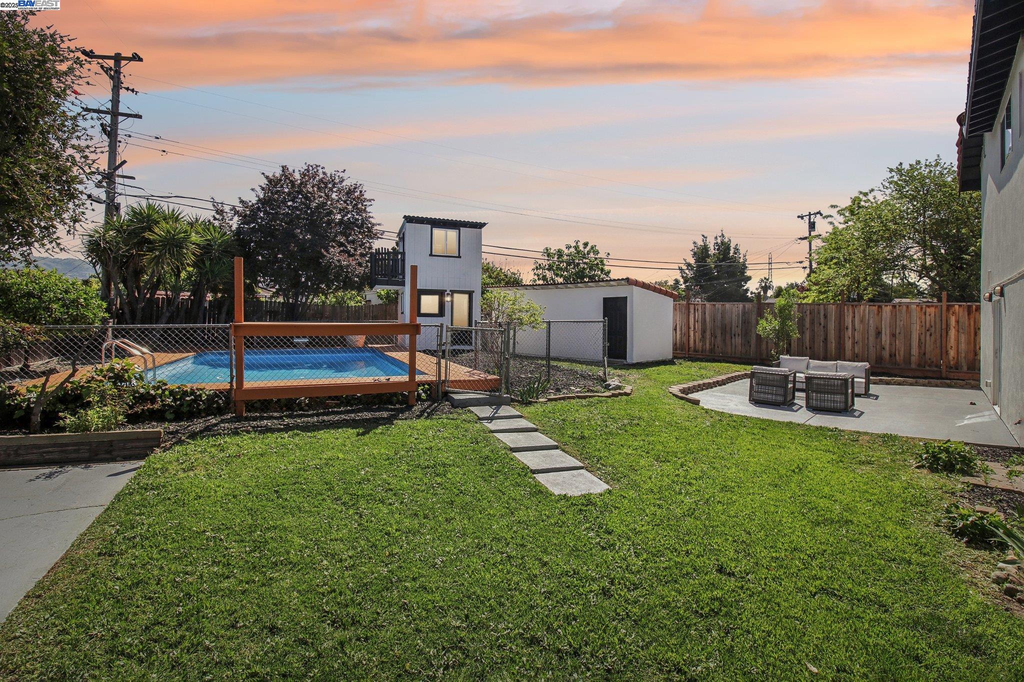 Detail Gallery Image 2 of 50 For 2714 Ophelia Ct, San Jose,  CA 95122 - 7 Beds | 3/1 Baths