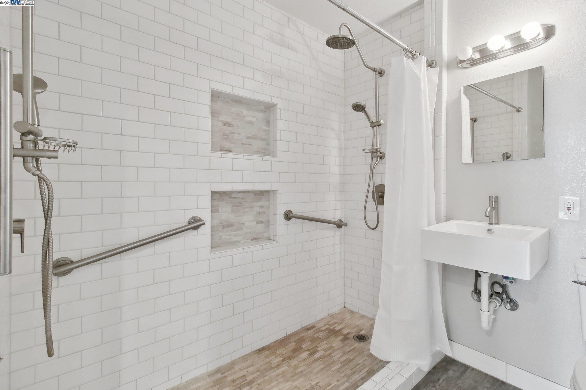 Detail Gallery Image 22 of 50 For 2714 Ophelia Ct, San Jose,  CA 95122 - 7 Beds | 3/1 Baths
