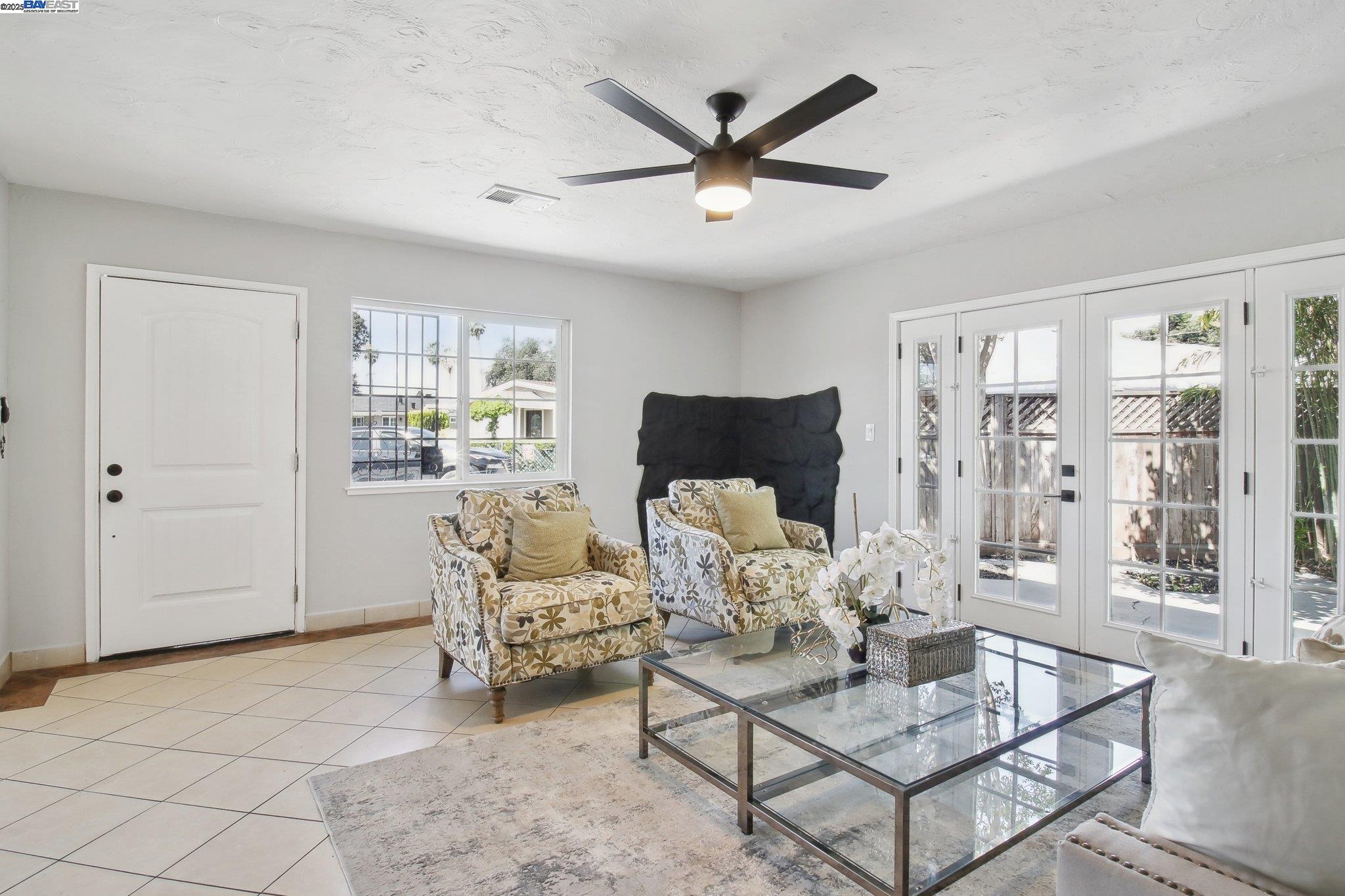 Detail Gallery Image 5 of 50 For 2714 Ophelia Ct, San Jose,  CA 95122 - 7 Beds | 3/1 Baths