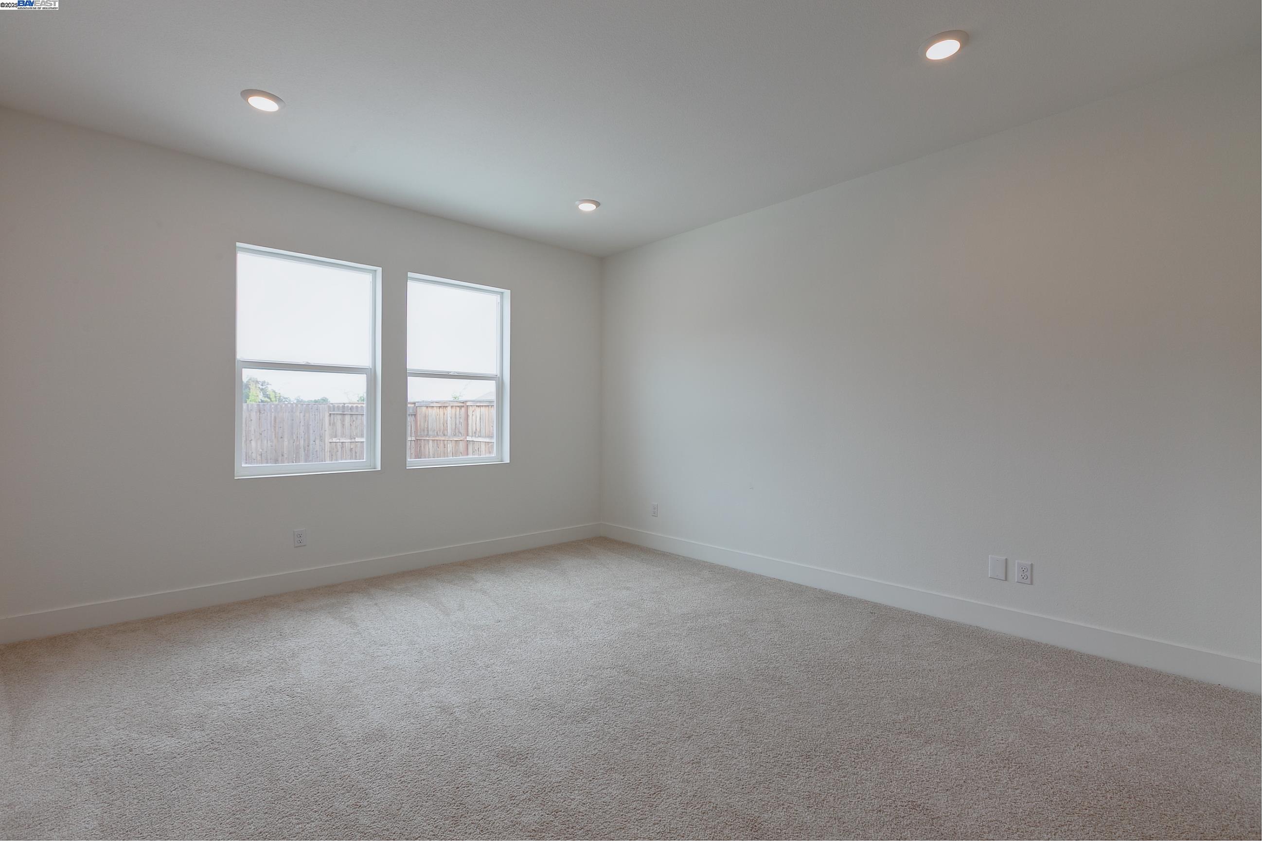 Detail Gallery Image 13 of 60 For 1227 Richardson Rd, Lathrop,  CA 95330-7600 - 5 Beds | 3 Baths