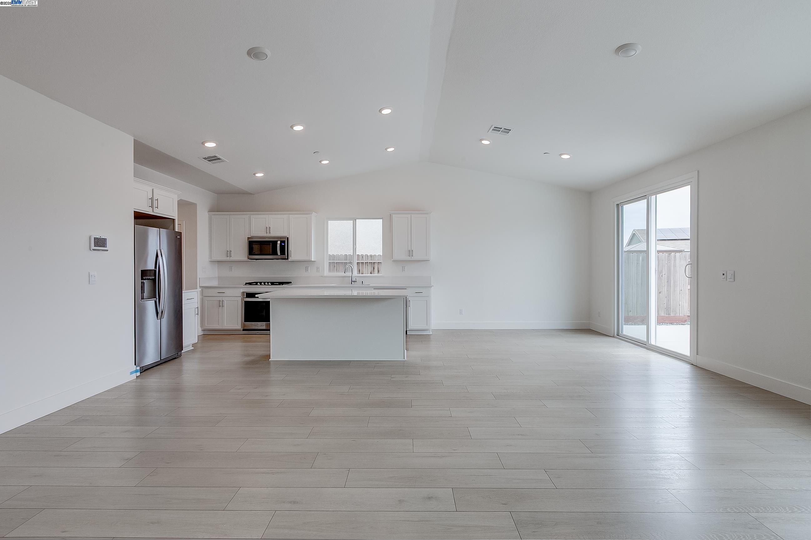 Detail Gallery Image 24 of 60 For 1227 Richardson Rd, Lathrop,  CA 95330-7600 - 5 Beds | 3 Baths