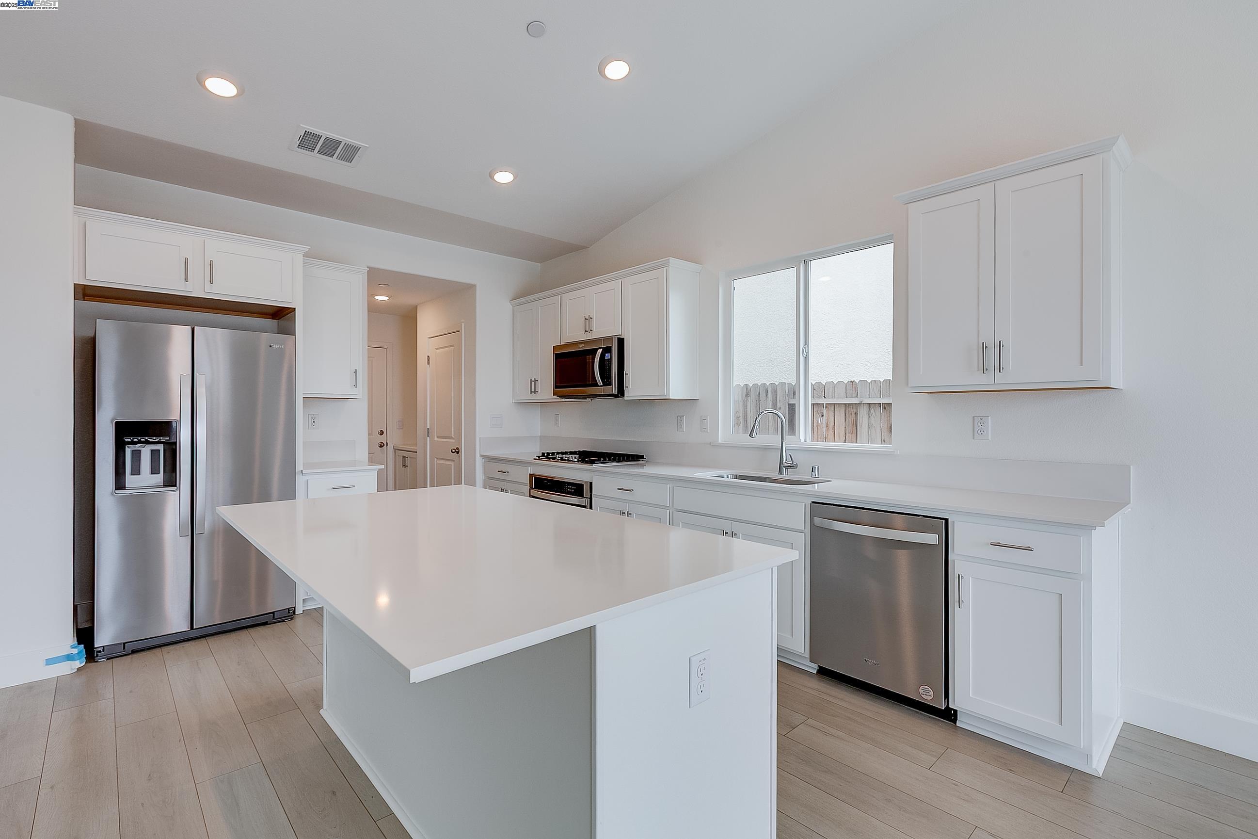 Detail Gallery Image 29 of 60 For 1227 Richardson Rd, Lathrop,  CA 95330-7600 - 5 Beds | 3 Baths