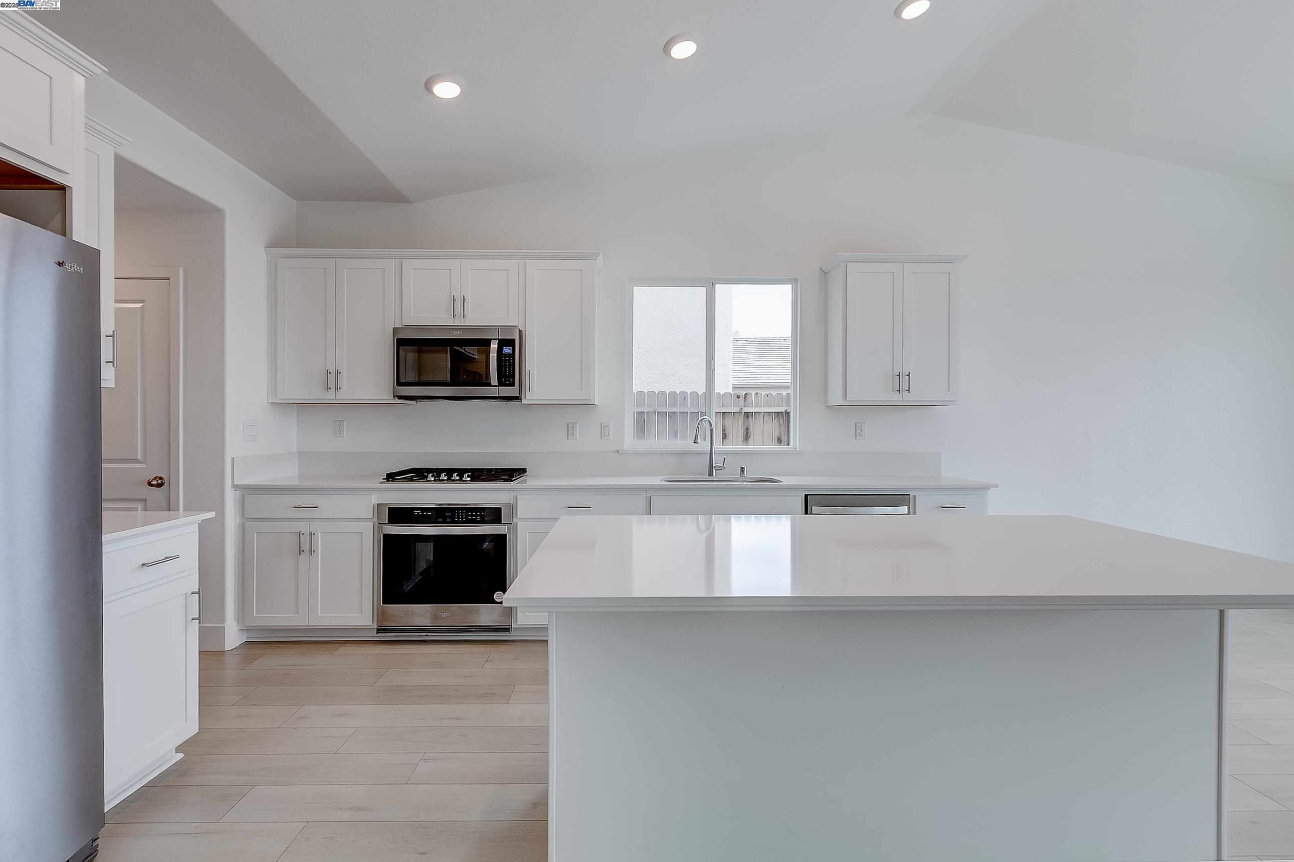 Detail Gallery Image 35 of 60 For 1227 Richardson Rd, Lathrop,  CA 95330-7600 - 5 Beds | 3 Baths