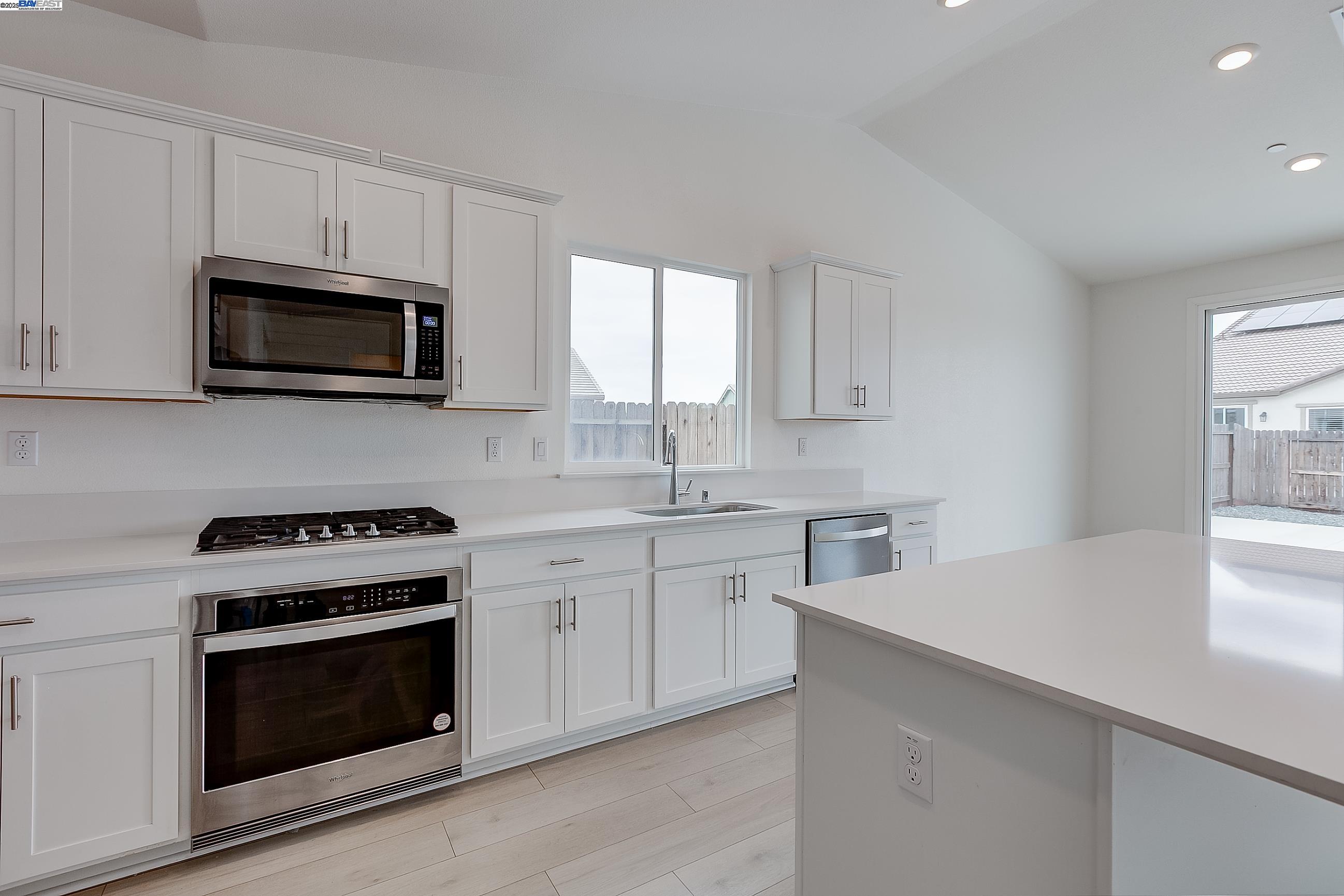 Detail Gallery Image 37 of 60 For 1227 Richardson Rd, Lathrop,  CA 95330-7600 - 5 Beds | 3 Baths