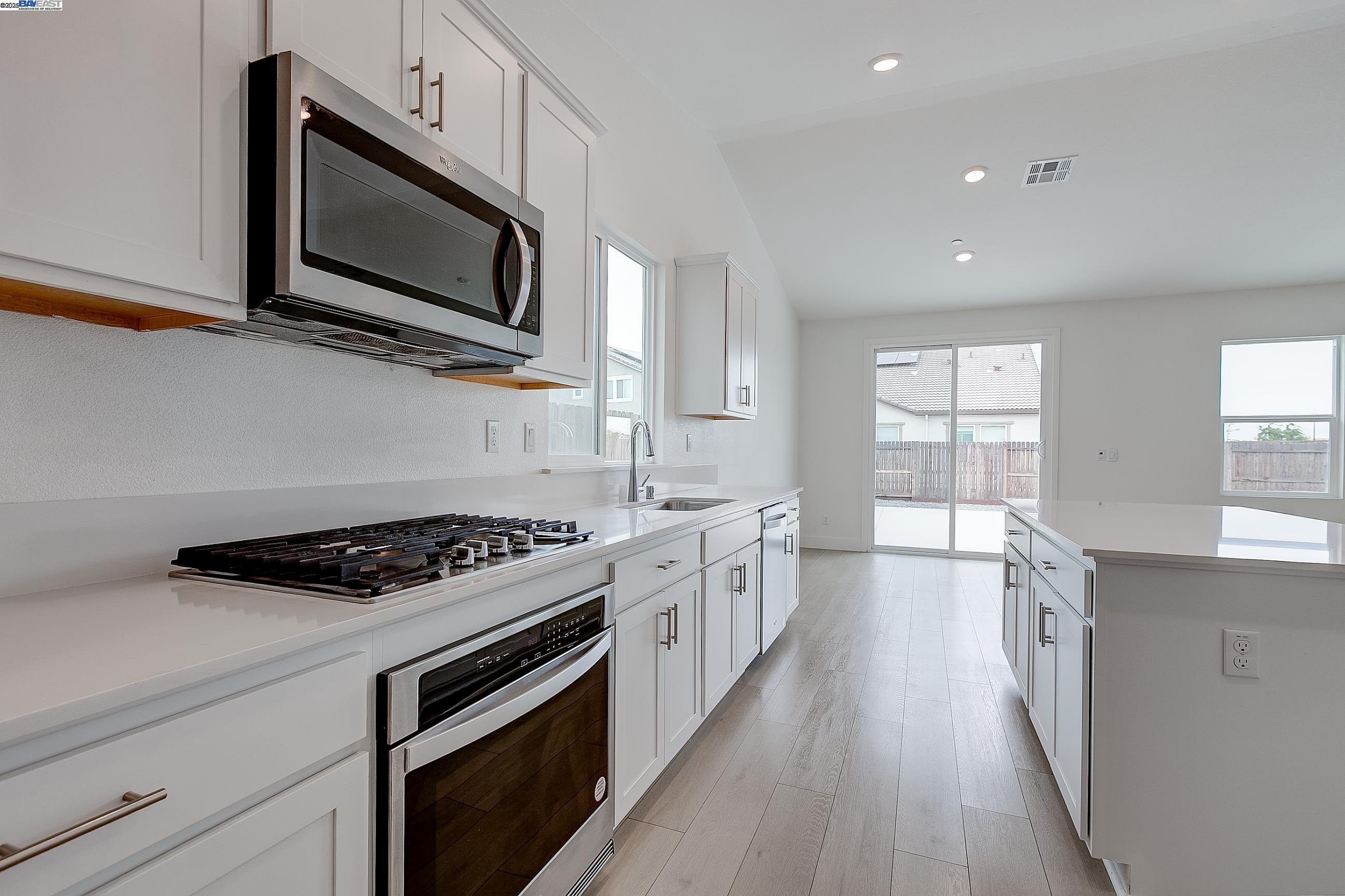 Detail Gallery Image 39 of 60 For 1227 Richardson Rd, Lathrop,  CA 95330-7600 - 5 Beds | 3 Baths