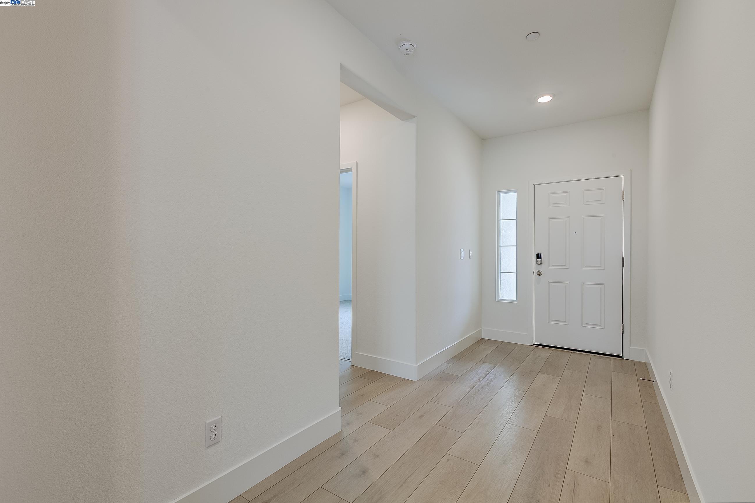Detail Gallery Image 5 of 60 For 1227 Richardson Rd, Lathrop,  CA 95330-7600 - 5 Beds | 3 Baths