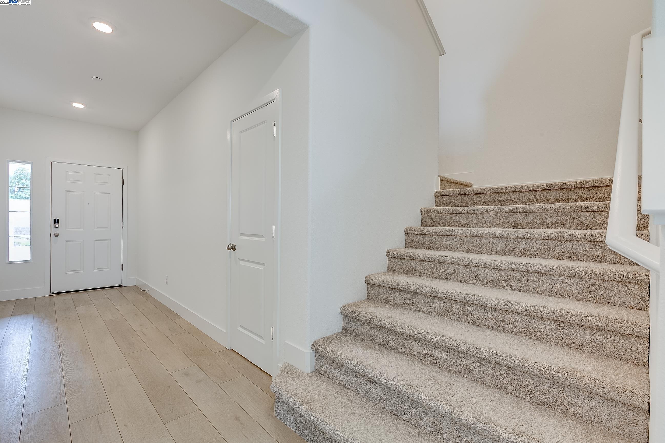 Detail Gallery Image 7 of 60 For 1227 Richardson Rd, Lathrop,  CA 95330-7600 - 5 Beds | 3 Baths