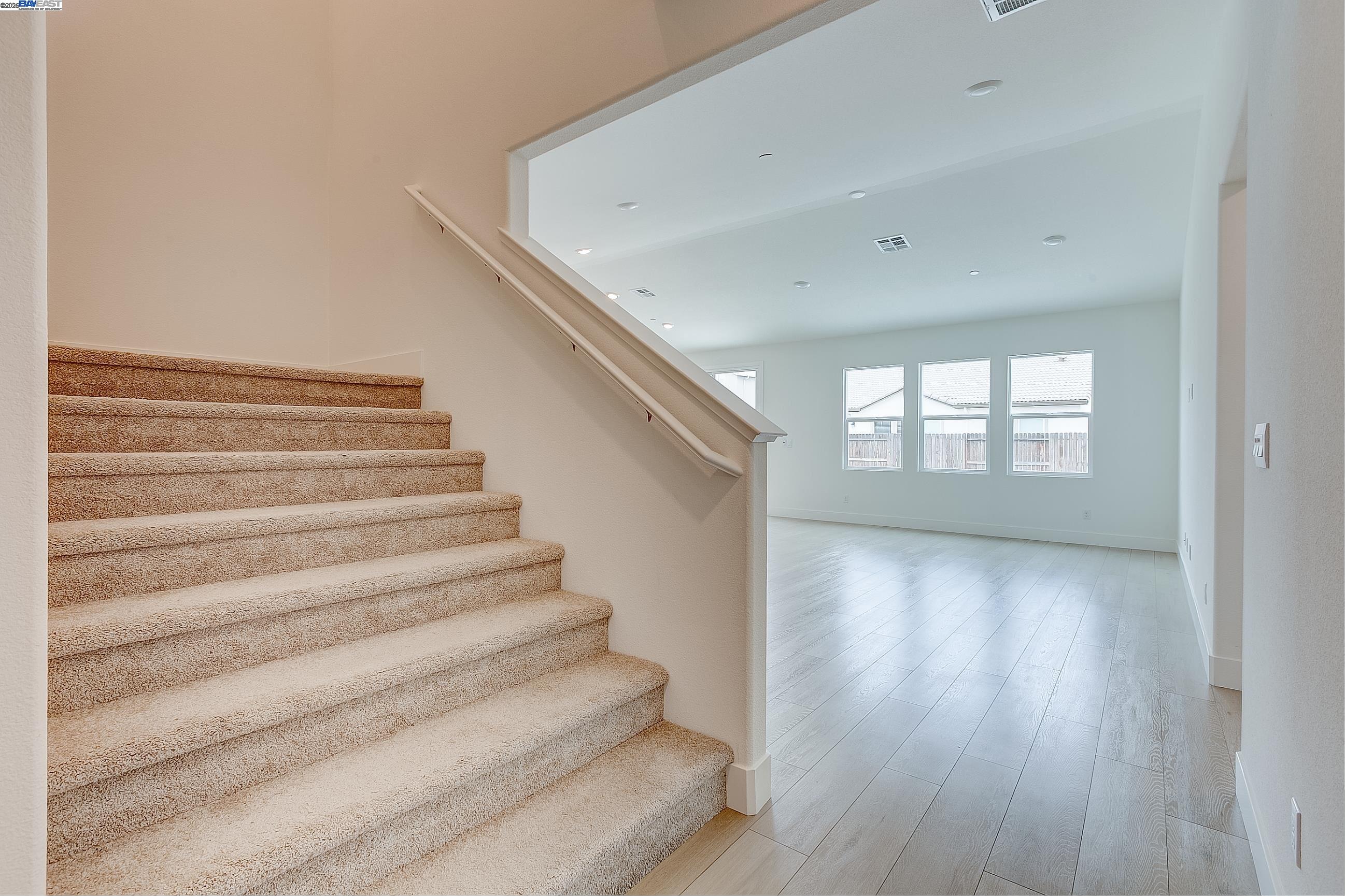 Detail Gallery Image 10 of 60 For 1227 Richardson Rd, Lathrop,  CA 95330-7600 - 5 Beds | 3 Baths