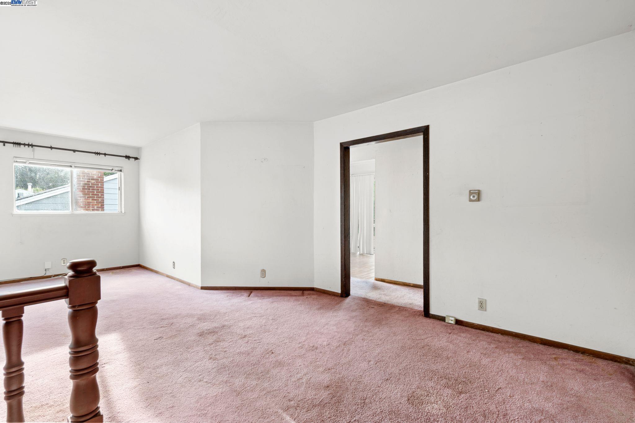 Detail Gallery Image 6 of 34 For 4801 Fair Ave, Oakland,  CA 94619 - 3 Beds | 1/1 Baths