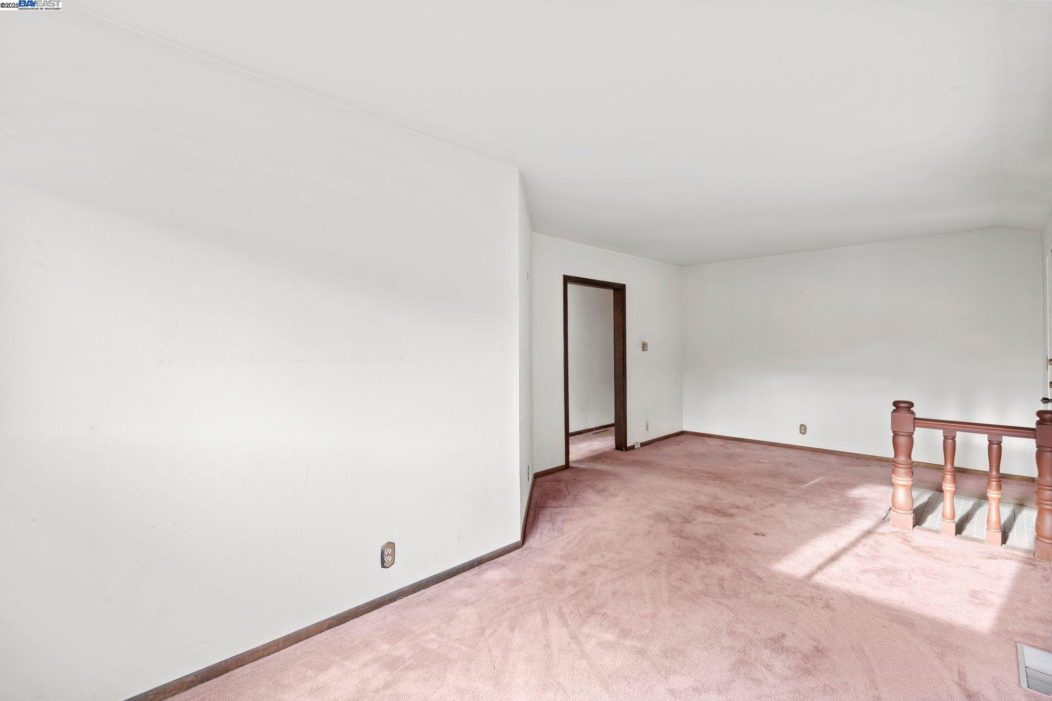 Detail Gallery Image 8 of 34 For 4801 Fair Ave, Oakland,  CA 94619 - 3 Beds | 1/1 Baths