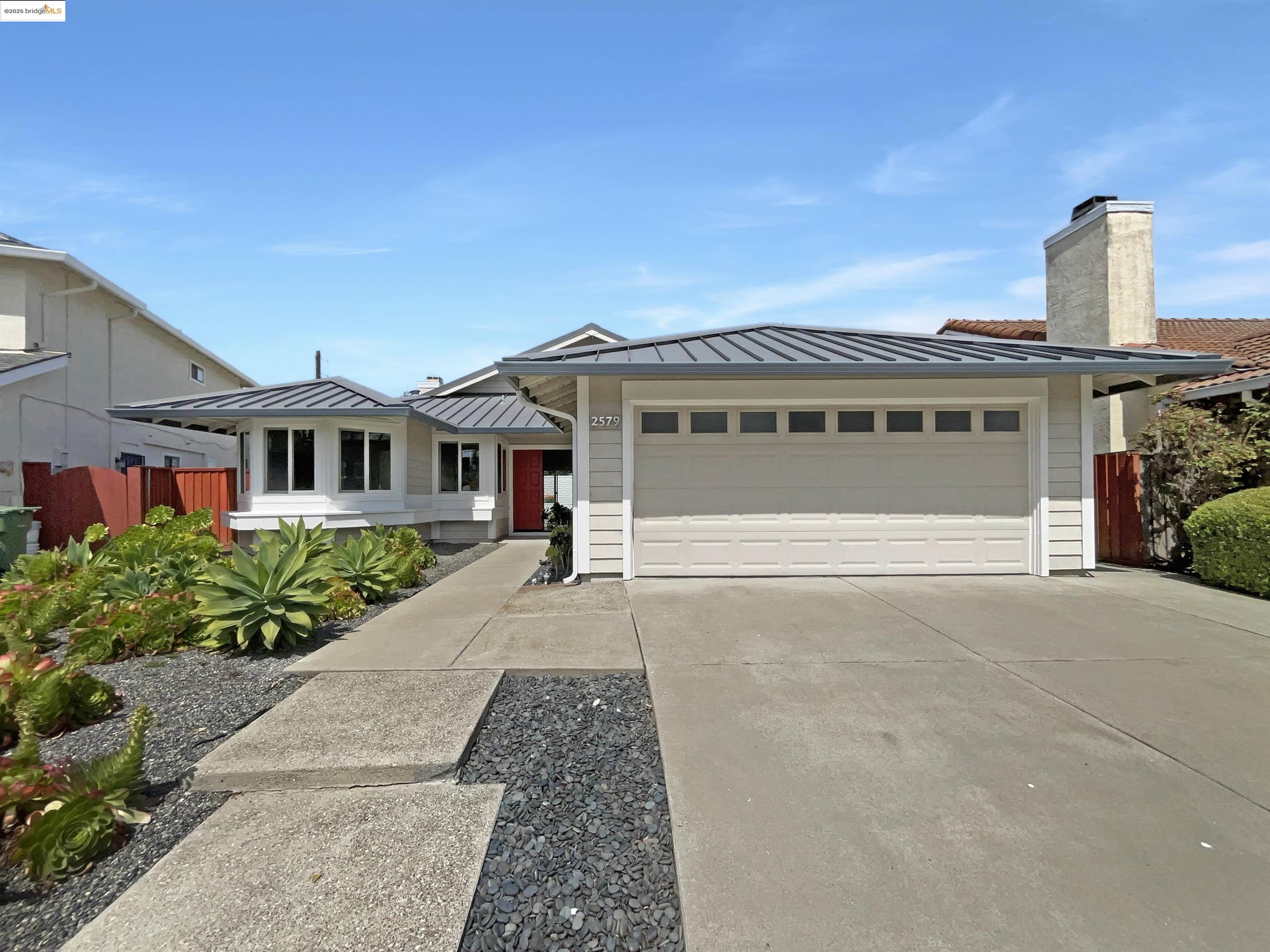 Detail Gallery Image 1 of 32 For 2579 Bishop Ave, Fremont,  CA 94536 - 3 Beds | 2 Baths