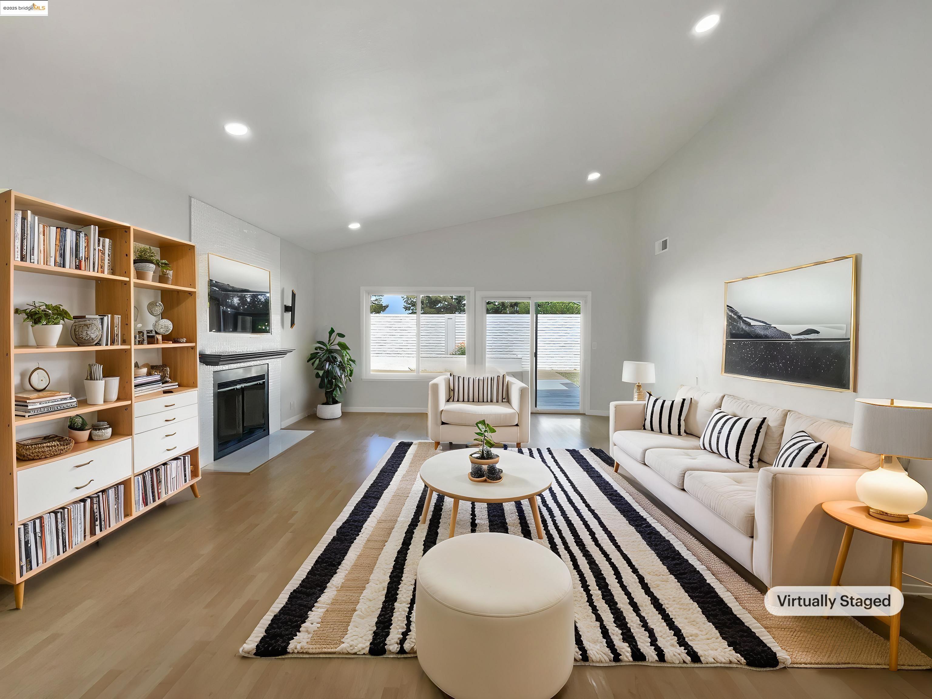 Detail Gallery Image 2 of 32 For 2579 Bishop Ave, Fremont,  CA 94536 - 3 Beds | 2 Baths