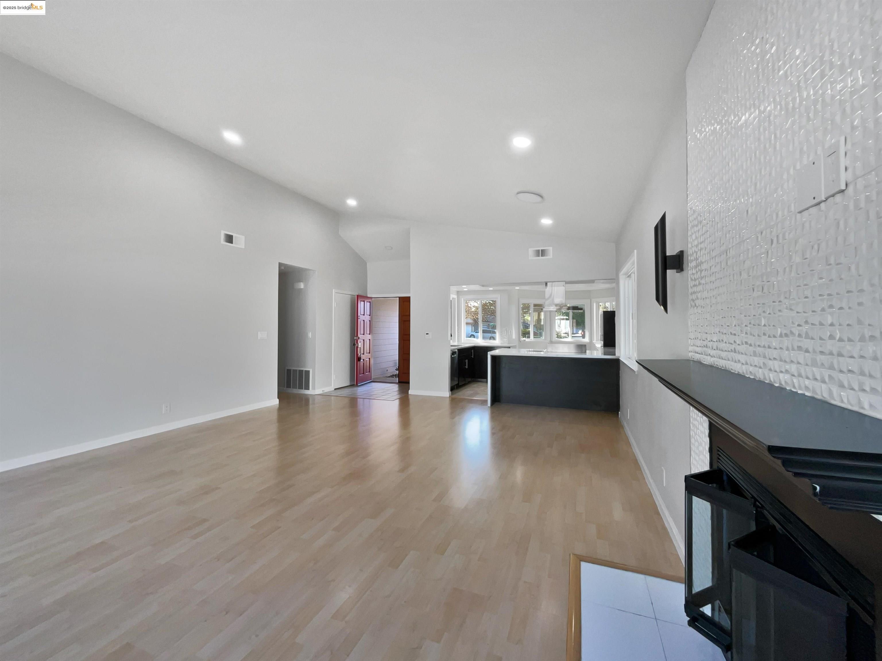 Detail Gallery Image 29 of 32 For 2579 Bishop Ave, Fremont,  CA 94536 - 3 Beds | 2 Baths