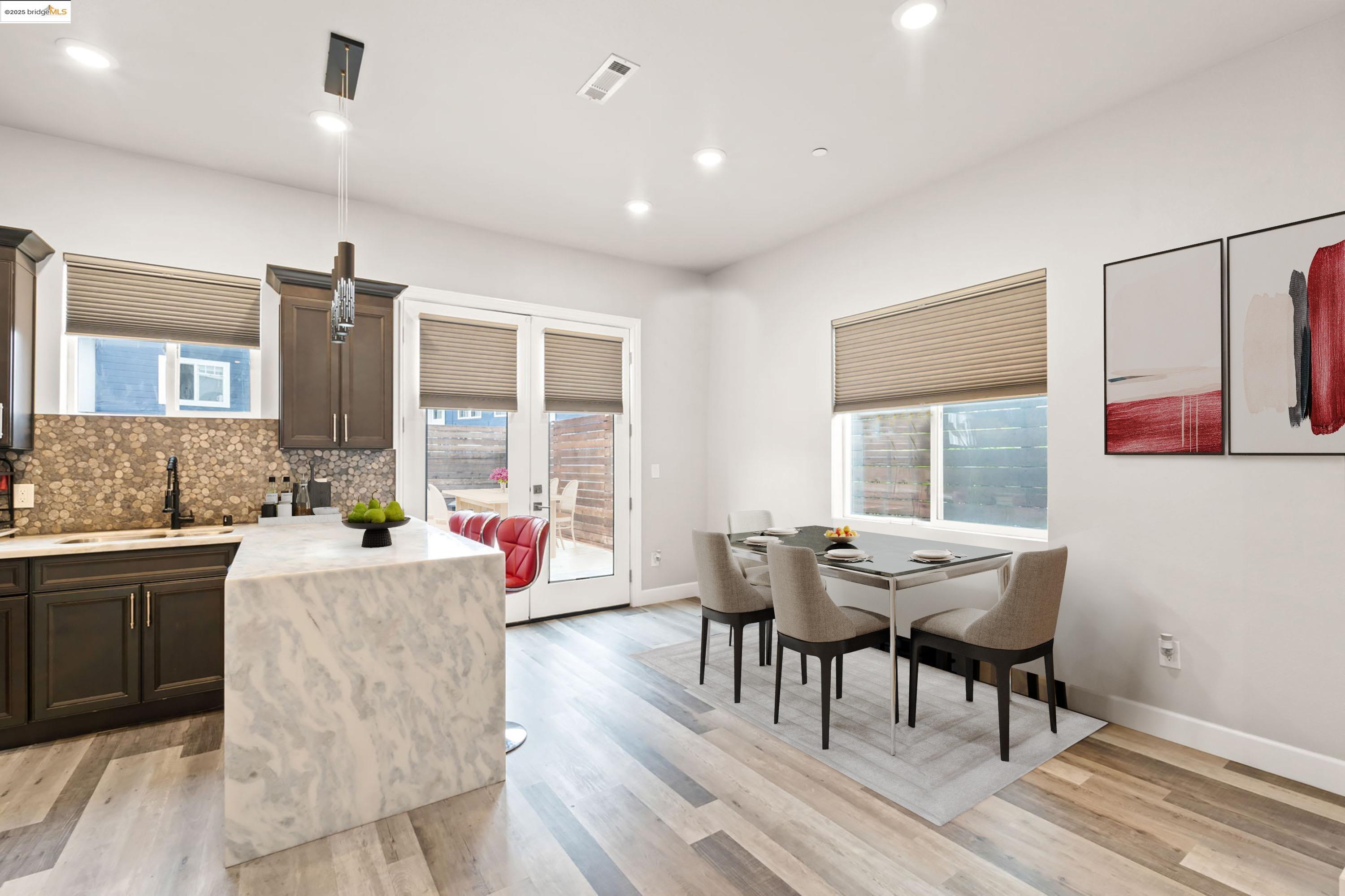 Detail Gallery Image 3 of 23 For 3136 Florida Ave, Richmond,  CA 94804 - 4 Beds | 2/1 Baths