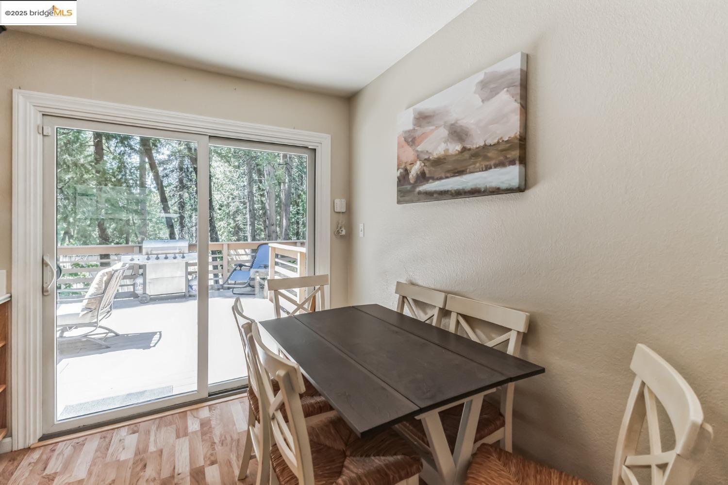 Detail Gallery Image 7 of 16 For 1254 Ponderosa Way 1, Arnold,  CA 95223 - 3 Beds | 1/1 Baths