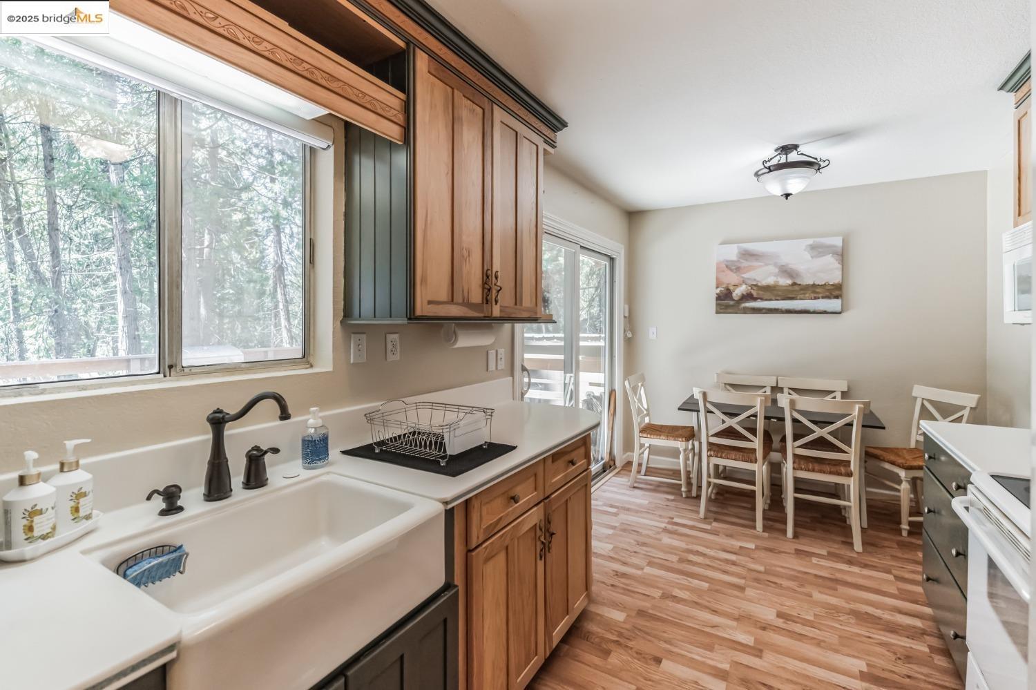 Detail Gallery Image 8 of 16 For 1254 Ponderosa Way 1, Arnold,  CA 95223 - 3 Beds | 1/1 Baths