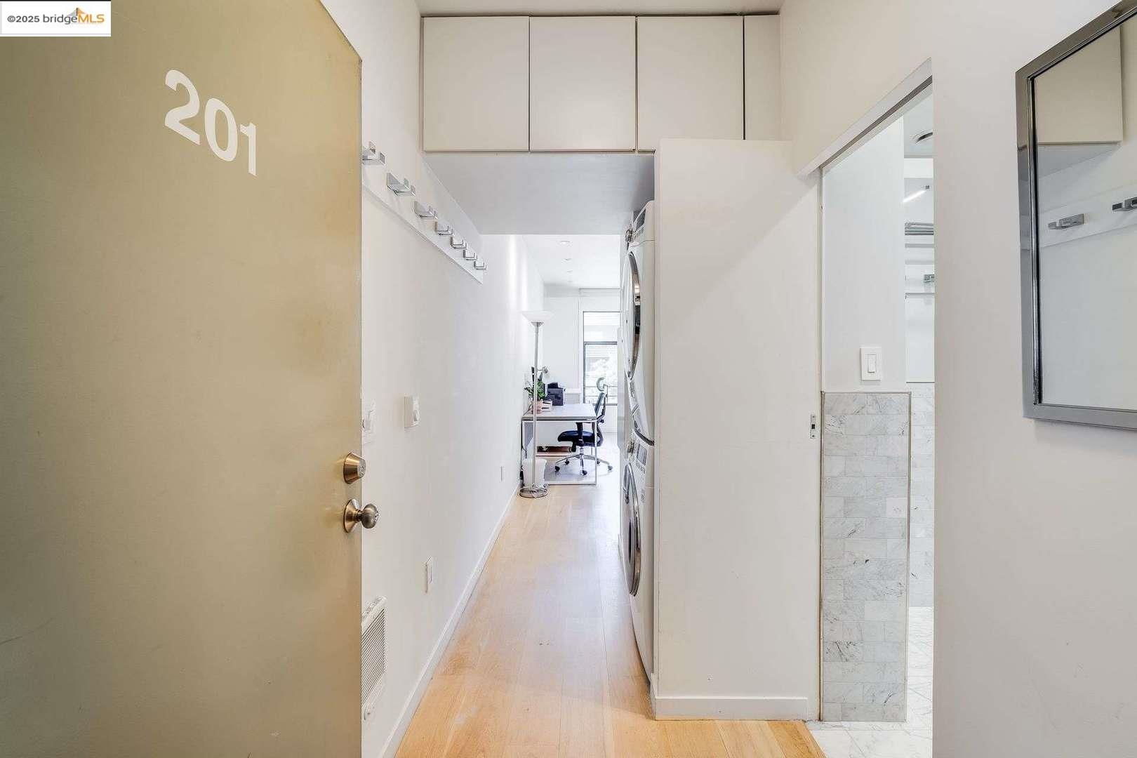 Detail Gallery Image 2 of 25 For 1849 Shattuck Ave #201,  Berkeley,  CA 94709 - 1 Beds | 1 Baths