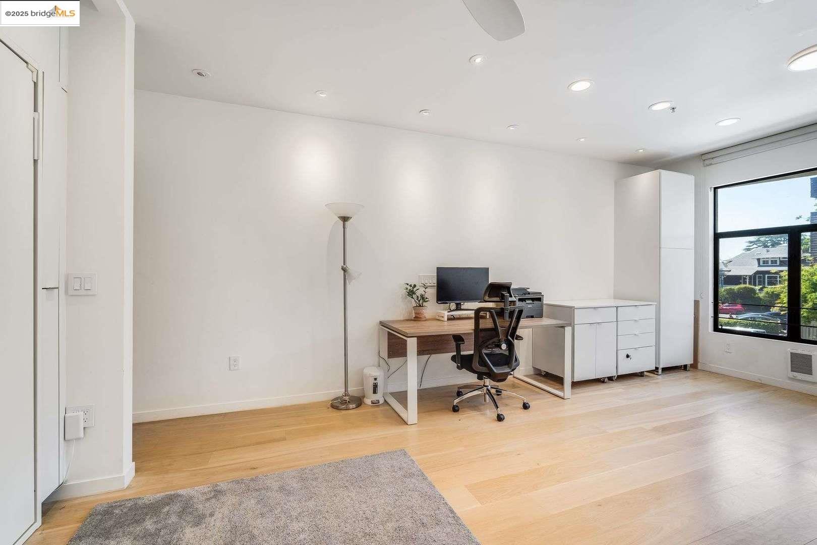 Detail Gallery Image 12 of 25 For 1849 Shattuck Ave #201,  Berkeley,  CA 94709 - 1 Beds | 1 Baths