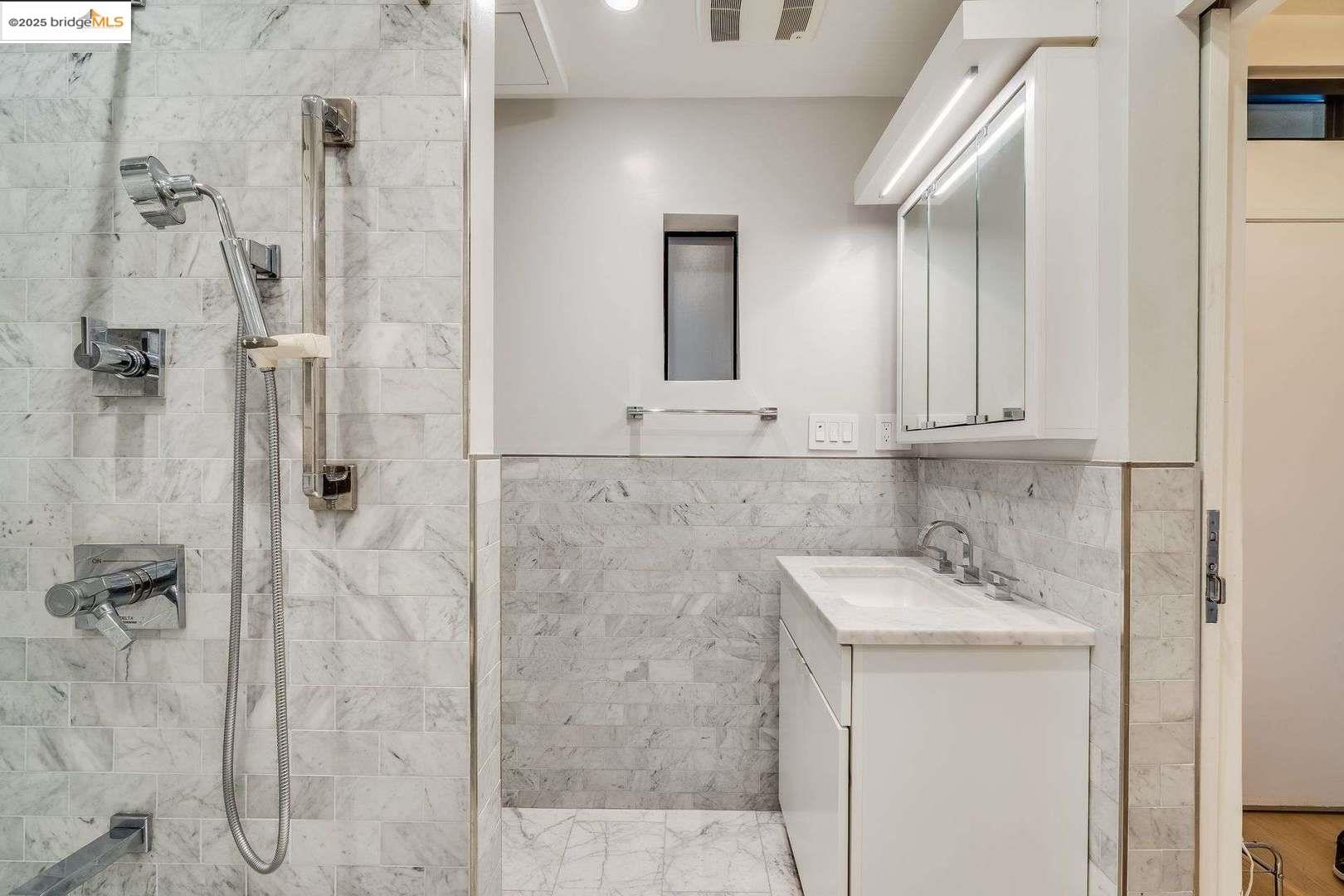 Detail Gallery Image 18 of 25 For 1849 Shattuck Ave #201,  Berkeley,  CA 94709 - 1 Beds | 1 Baths
