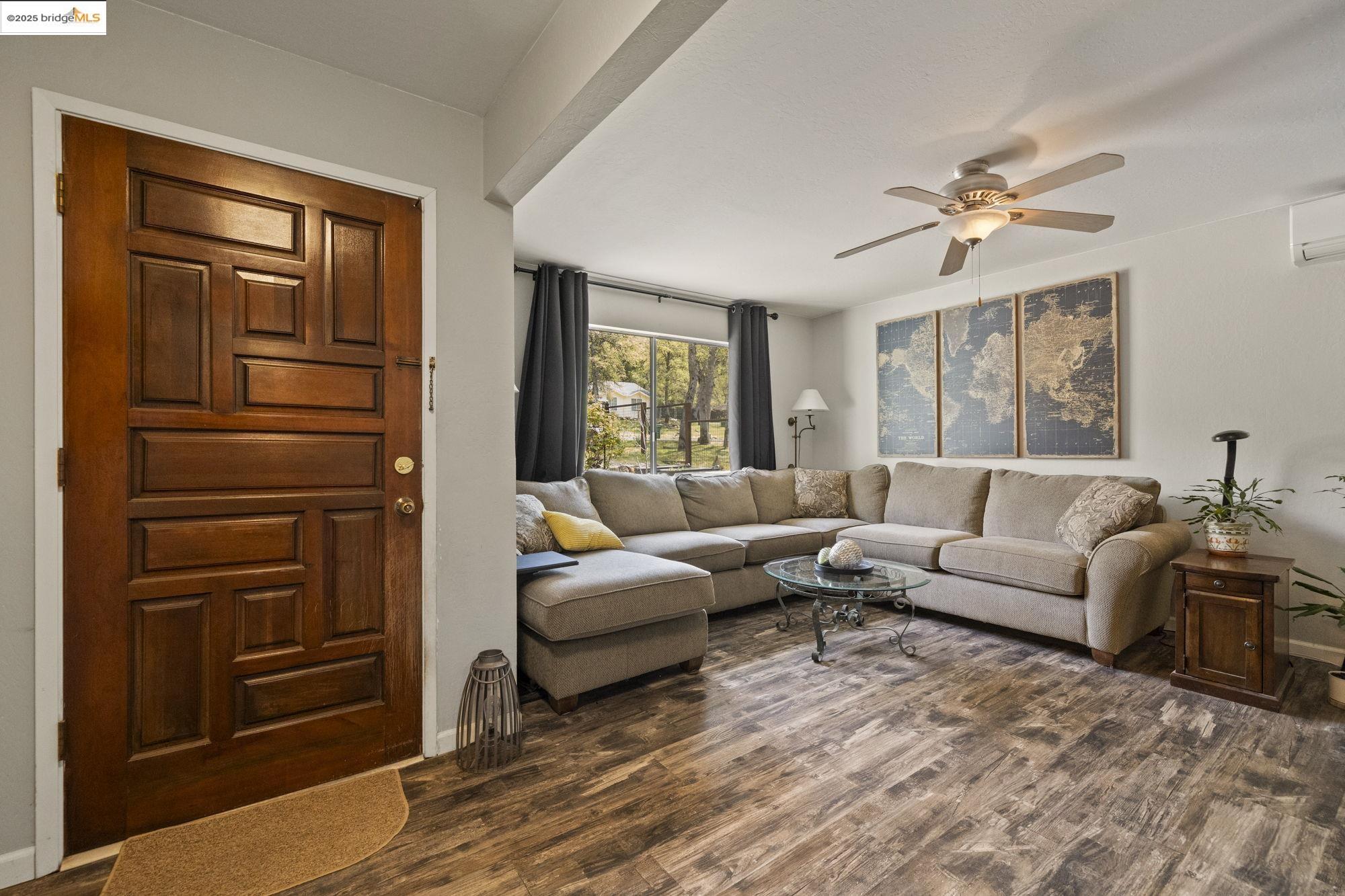 Detail Gallery Image 4 of 28 For 20780 Willow Springs Dr, Soulsbyville,  CA 95372 - 4 Beds | 2 Baths