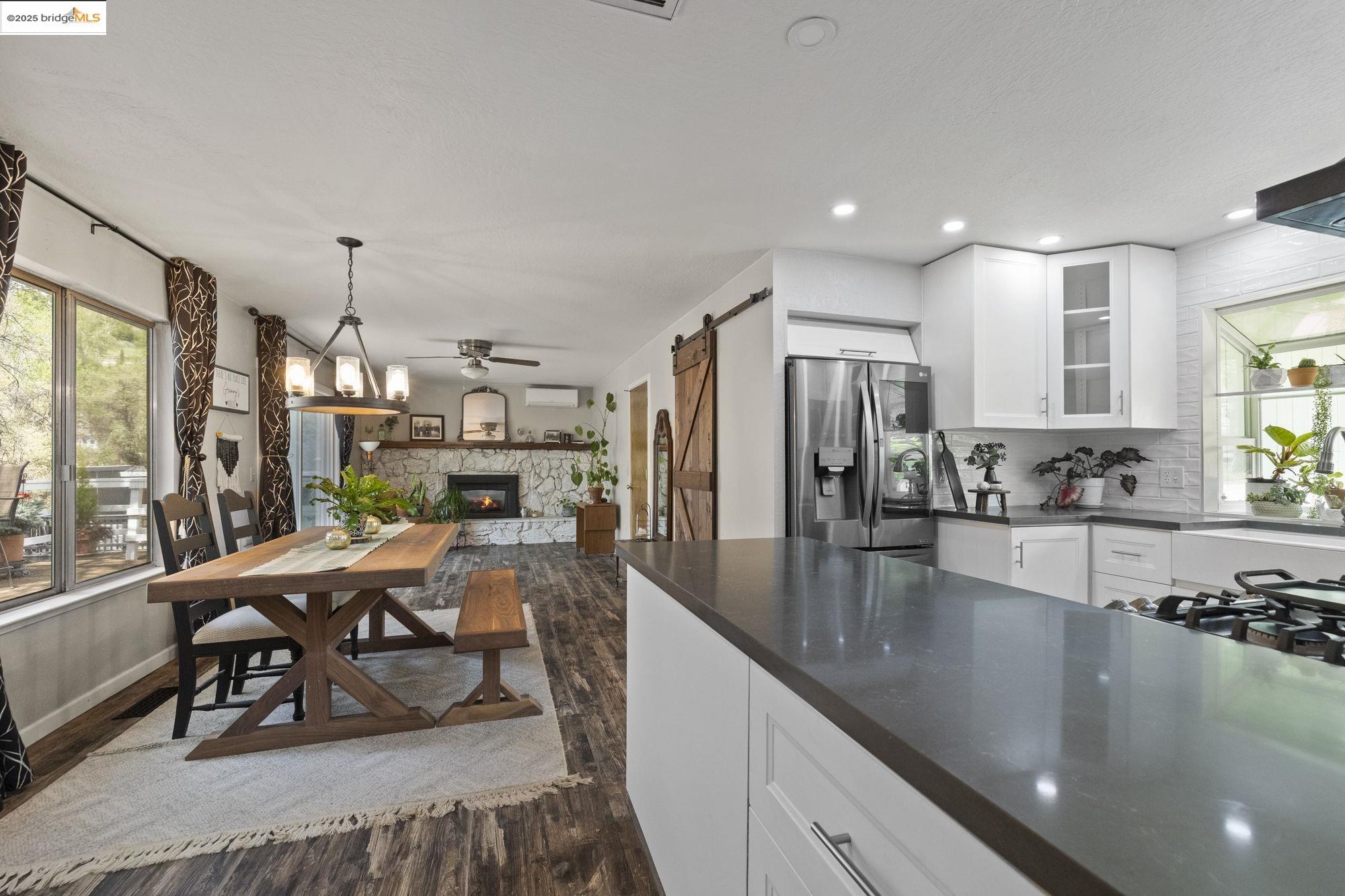 Detail Gallery Image 10 of 28 For 20780 Willow Springs Dr, Soulsbyville,  CA 95372 - 4 Beds | 2 Baths