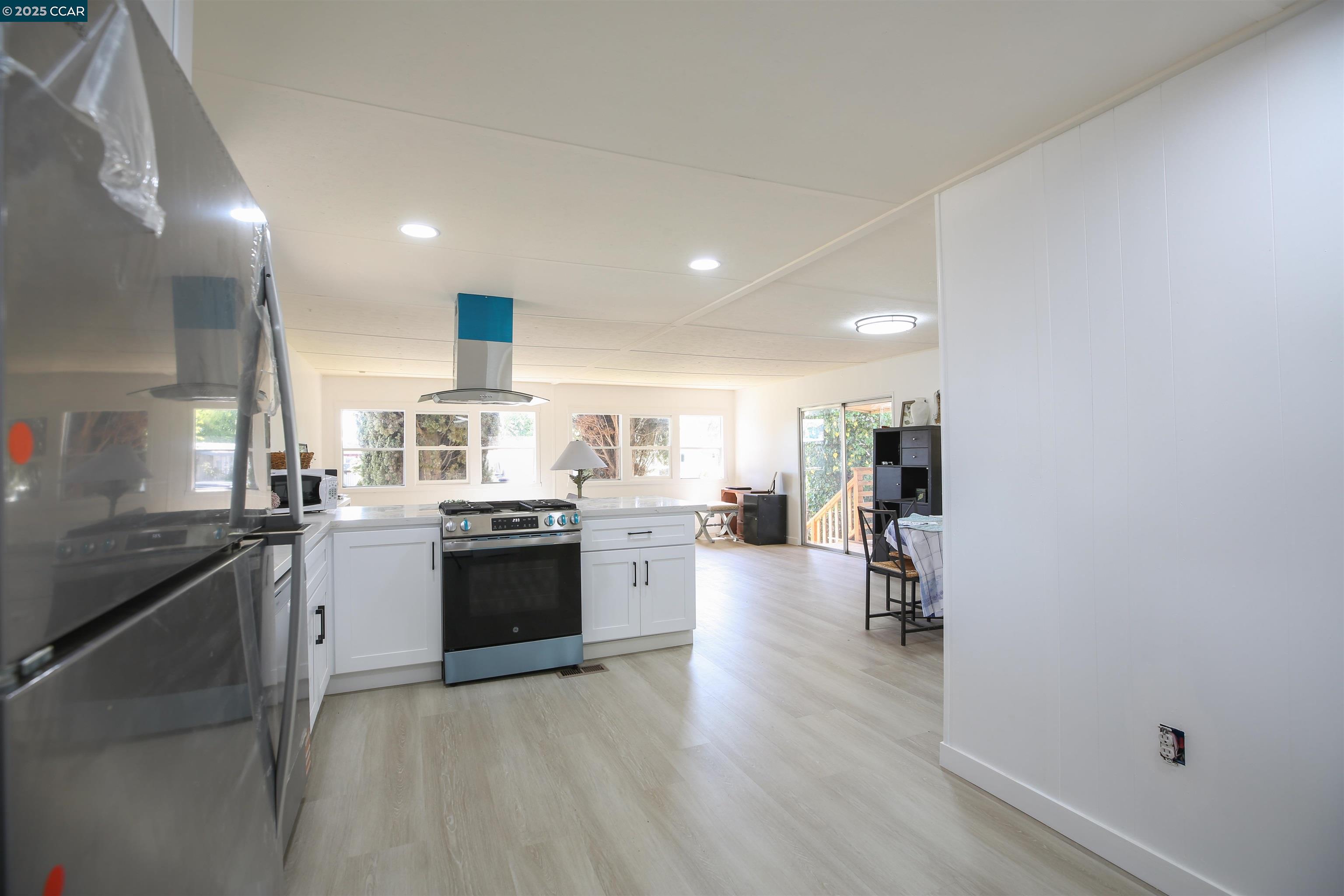 Detail Gallery Image 12 of 32 For 3505 Gateway Rd 12e,  Bethel Island,  CA 94511 - 2 Beds | 2 Baths