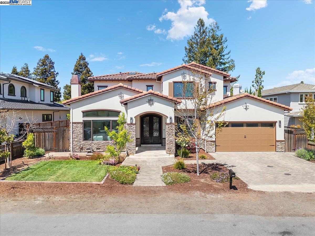 Detail Gallery Image 1 of 1 For 1639 Walters Ave, Campbell,  CA 95008 - 5 Beds | 3/1 Baths
