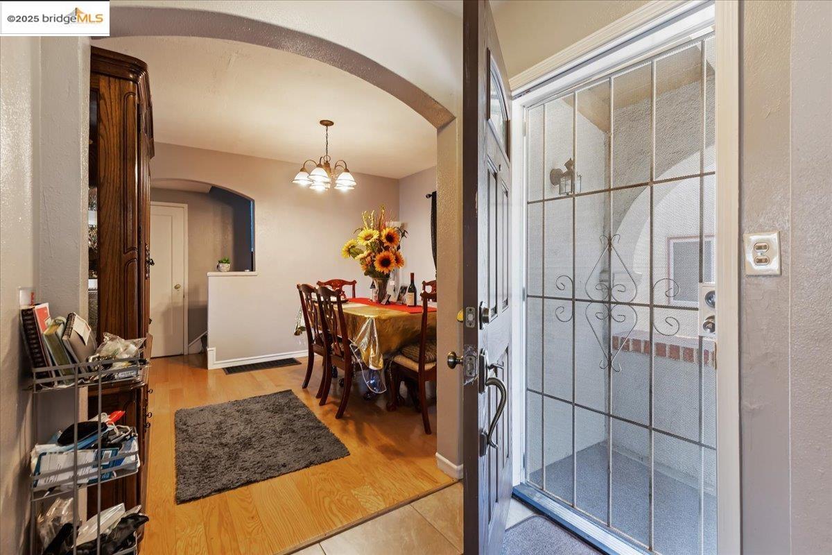 1576 76Th Ave, Oakland, California 94621, 2 Bedrooms Bedrooms, 6 Rooms Rooms,1 BathroomBathrooms,Residential,For Sale,1576 76Th Ave,41093560