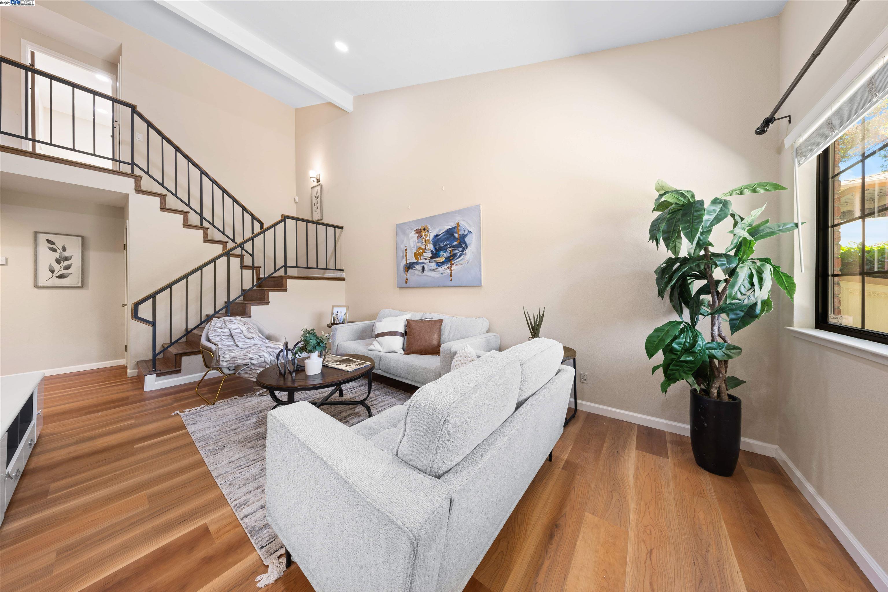 Detail Gallery Image 8 of 24 For 5446 Colony Field Dr, San Jose,  CA 95123 - 3 Beds | 2 Baths