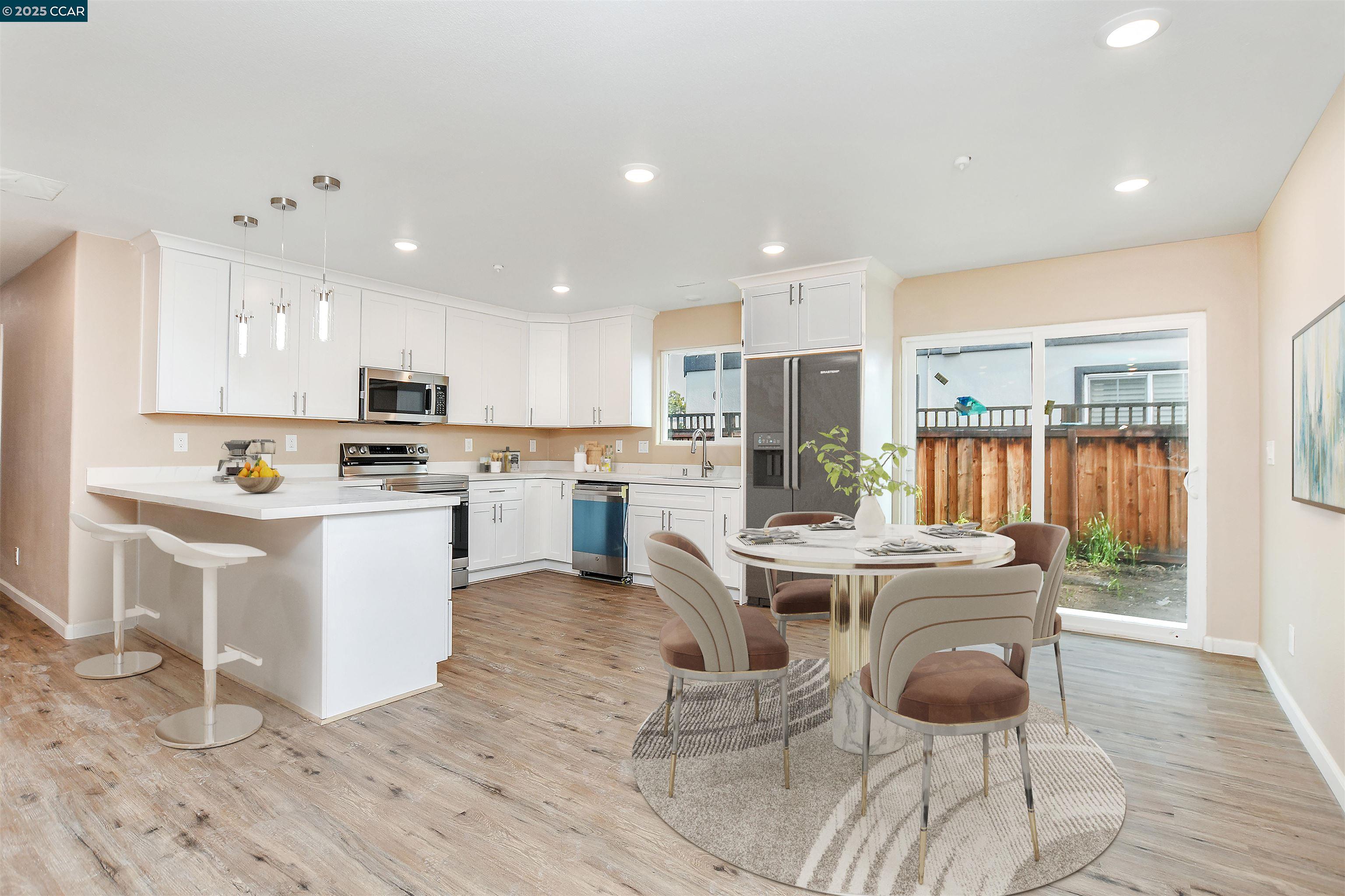Detail Gallery Image 10 of 31 For 76 Cornwall St, Pittsburg,  CA 94565 - 4 Beds | 2 Baths