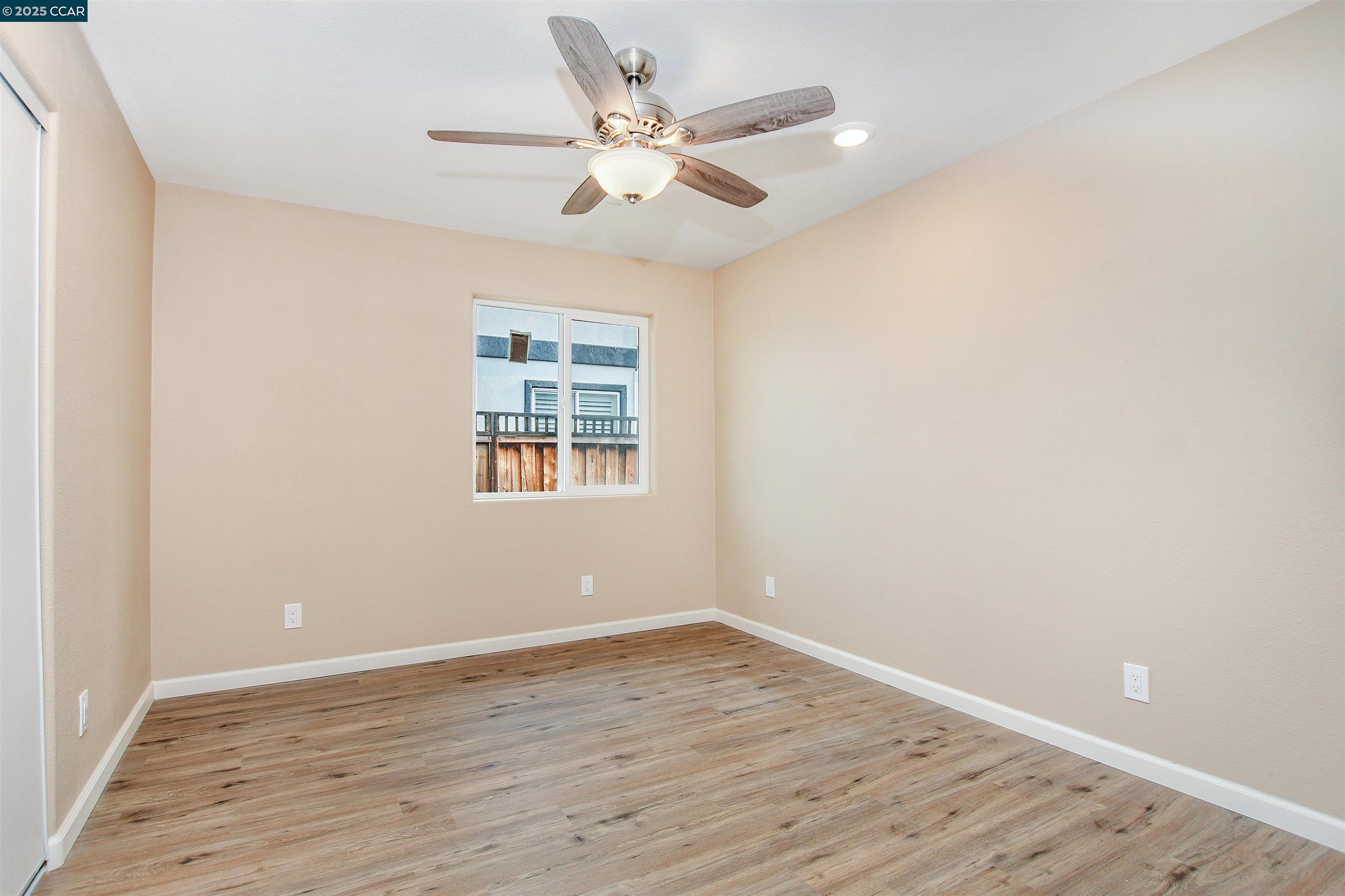 Detail Gallery Image 17 of 31 For 76 Cornwall St, Pittsburg,  CA 94565 - 4 Beds | 2 Baths