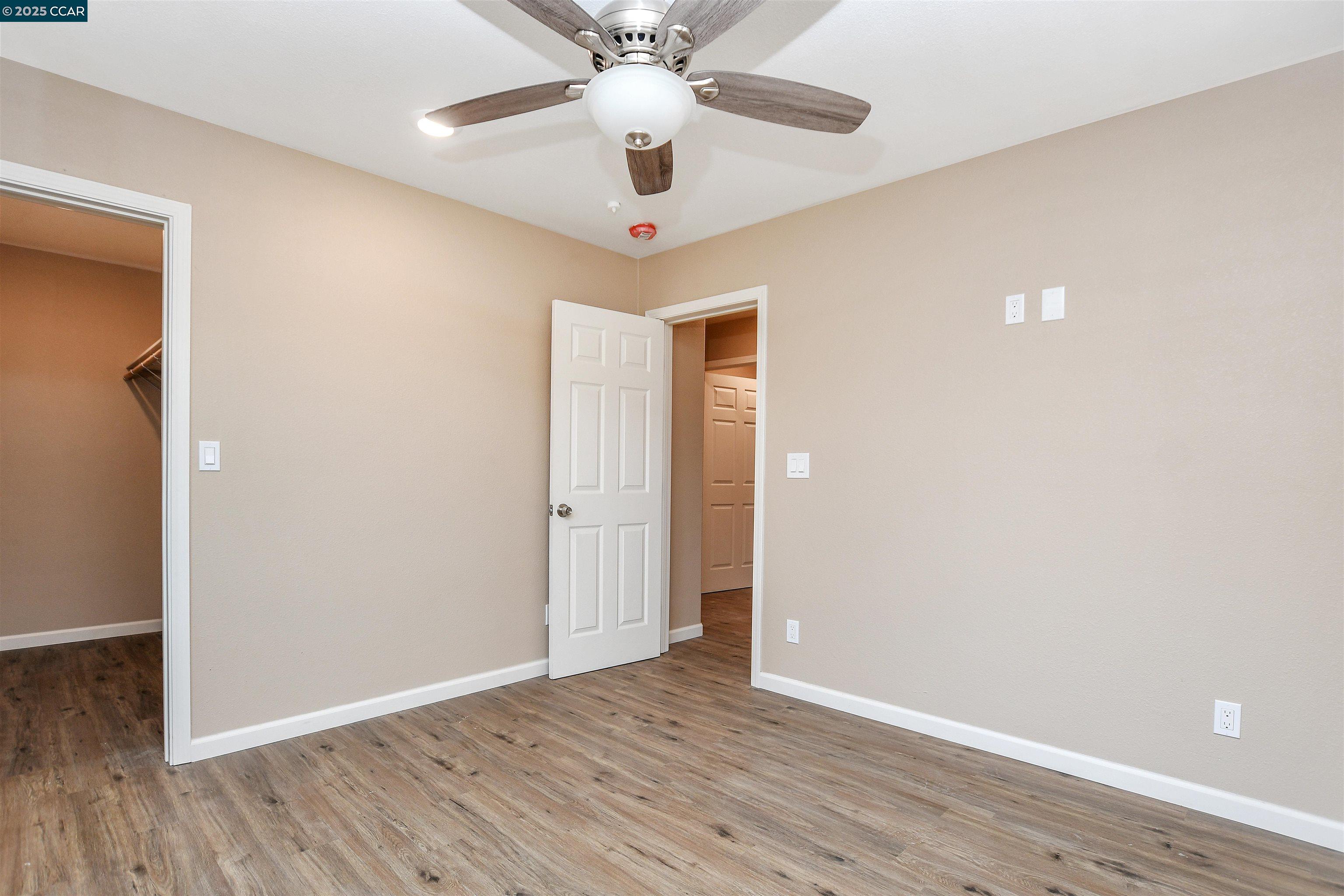 Detail Gallery Image 25 of 31 For 76 Cornwall St, Pittsburg,  CA 94565 - 4 Beds | 2 Baths