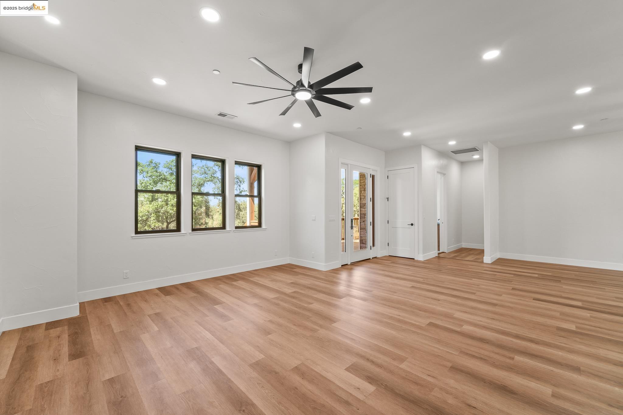 Detail Gallery Image 15 of 60 For 11650 Hemphill Lane, Sonora,  CA 95370 - 3 Beds | 2/1 Baths