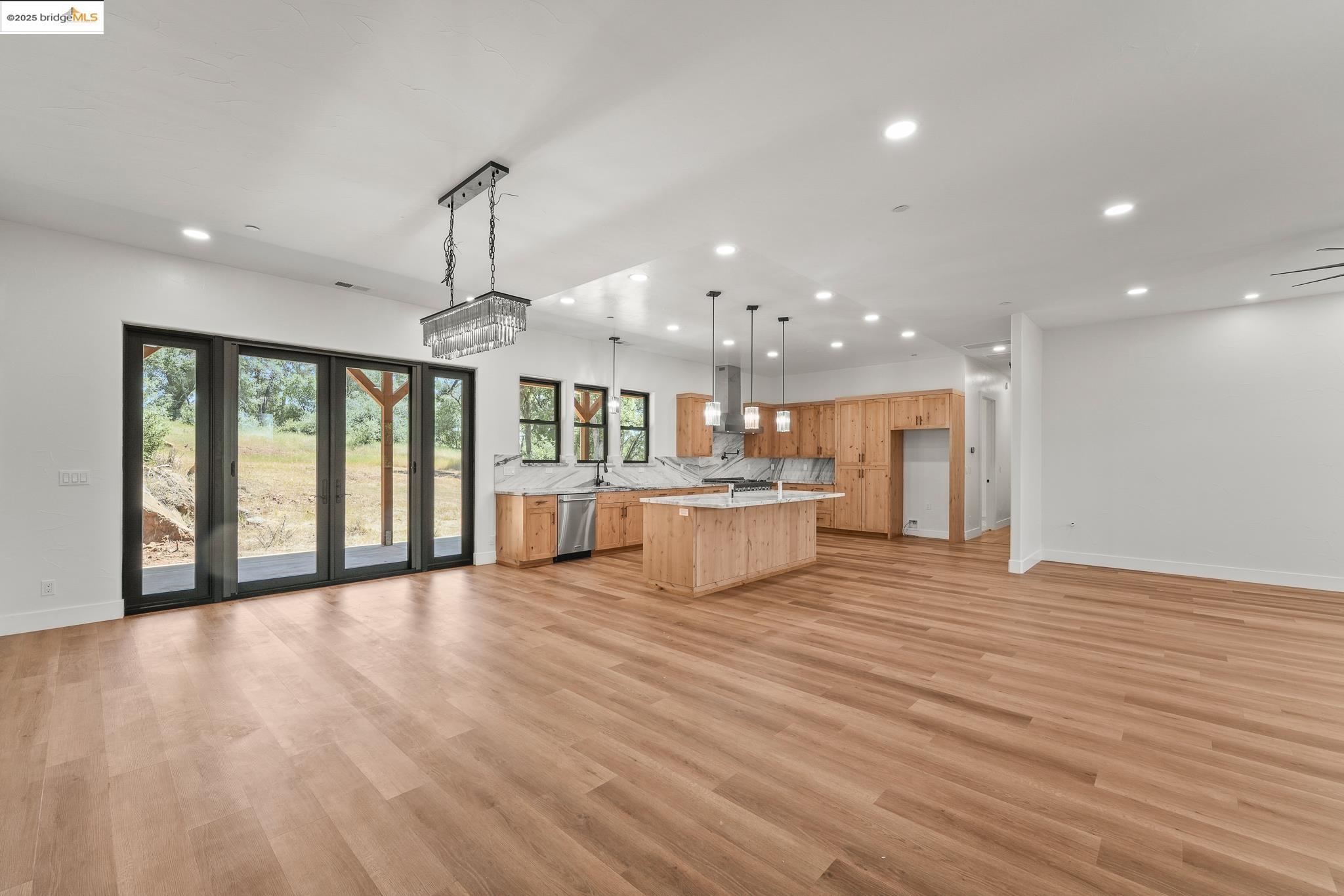 Detail Gallery Image 16 of 60 For 11650 Hemphill Lane, Sonora,  CA 95370 - 3 Beds | 2/1 Baths