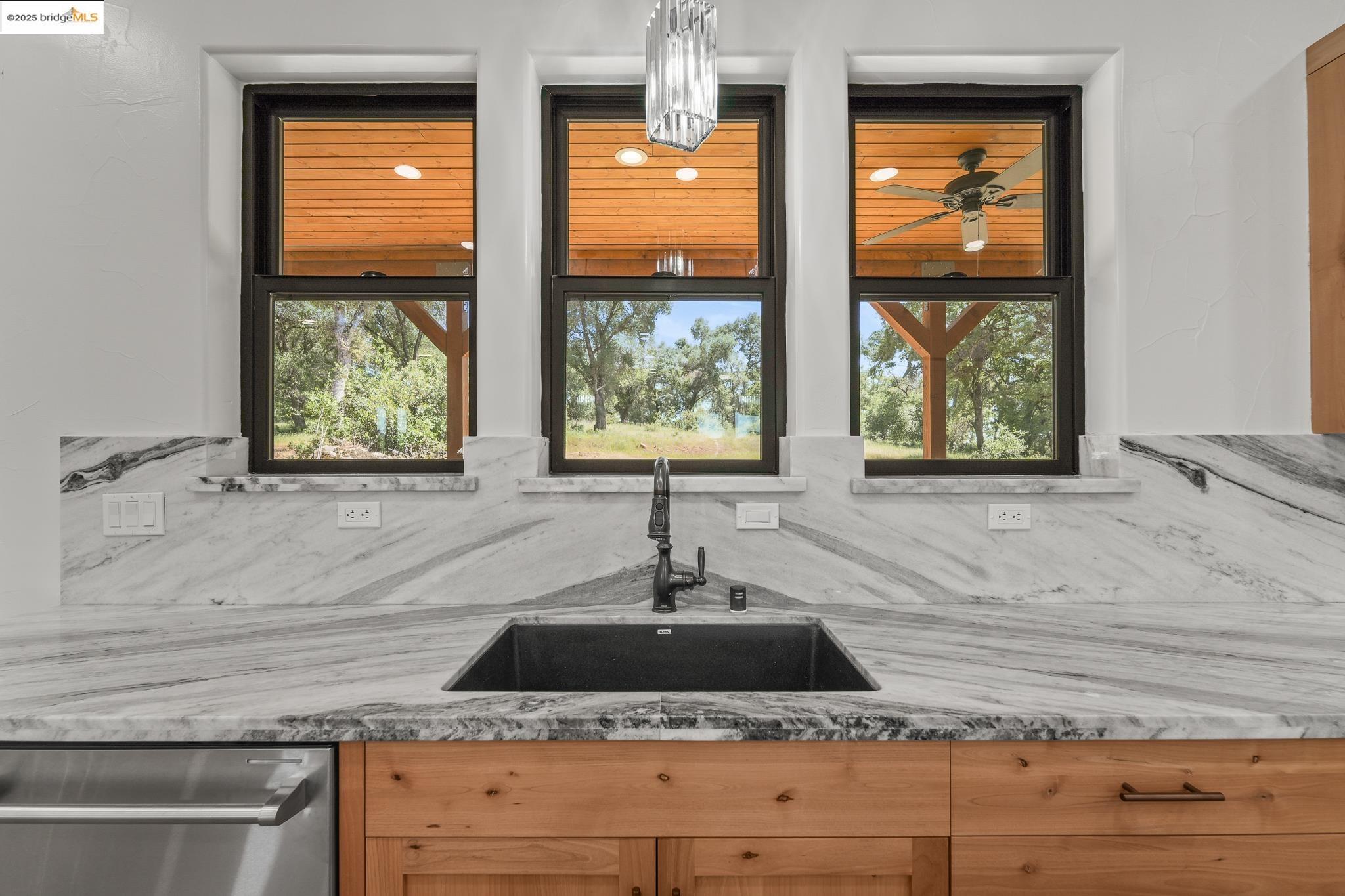 Detail Gallery Image 26 of 60 For 11650 Hemphill Lane, Sonora,  CA 95370 - 3 Beds | 2/1 Baths