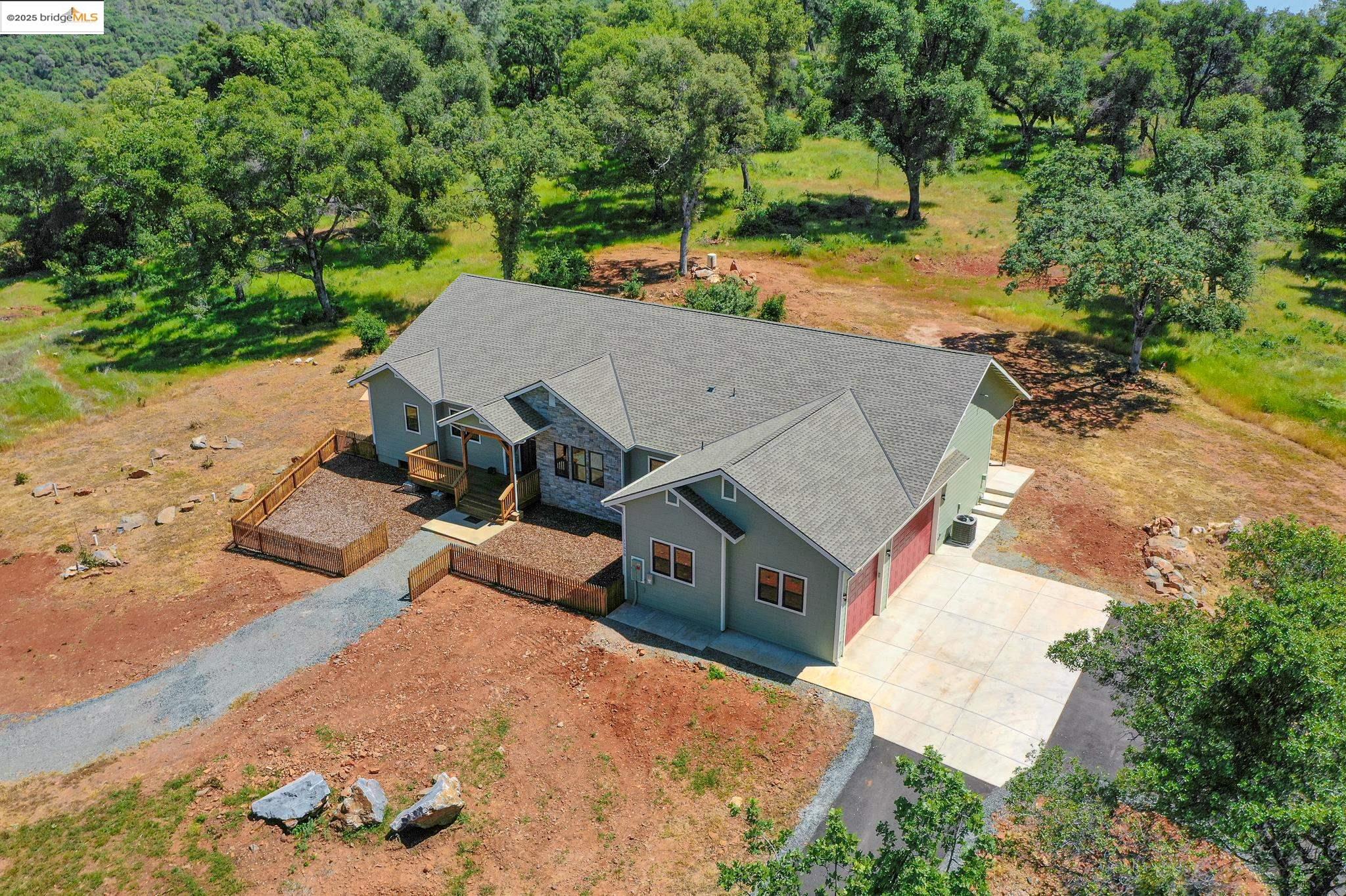 Detail Gallery Image 6 of 60 For 11650 Hemphill Lane, Sonora,  CA 95370 - 3 Beds | 2/1 Baths