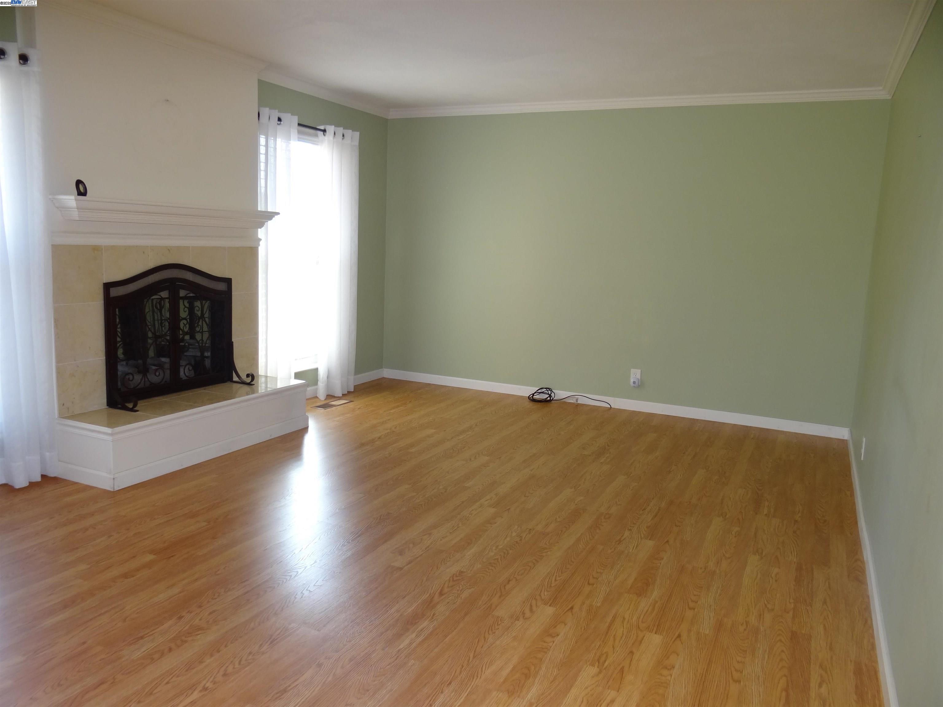 Detail Gallery Image 4 of 40 For 2623 Simas Ave, Pinole,  CA 94564 - 3 Beds | 2 Baths