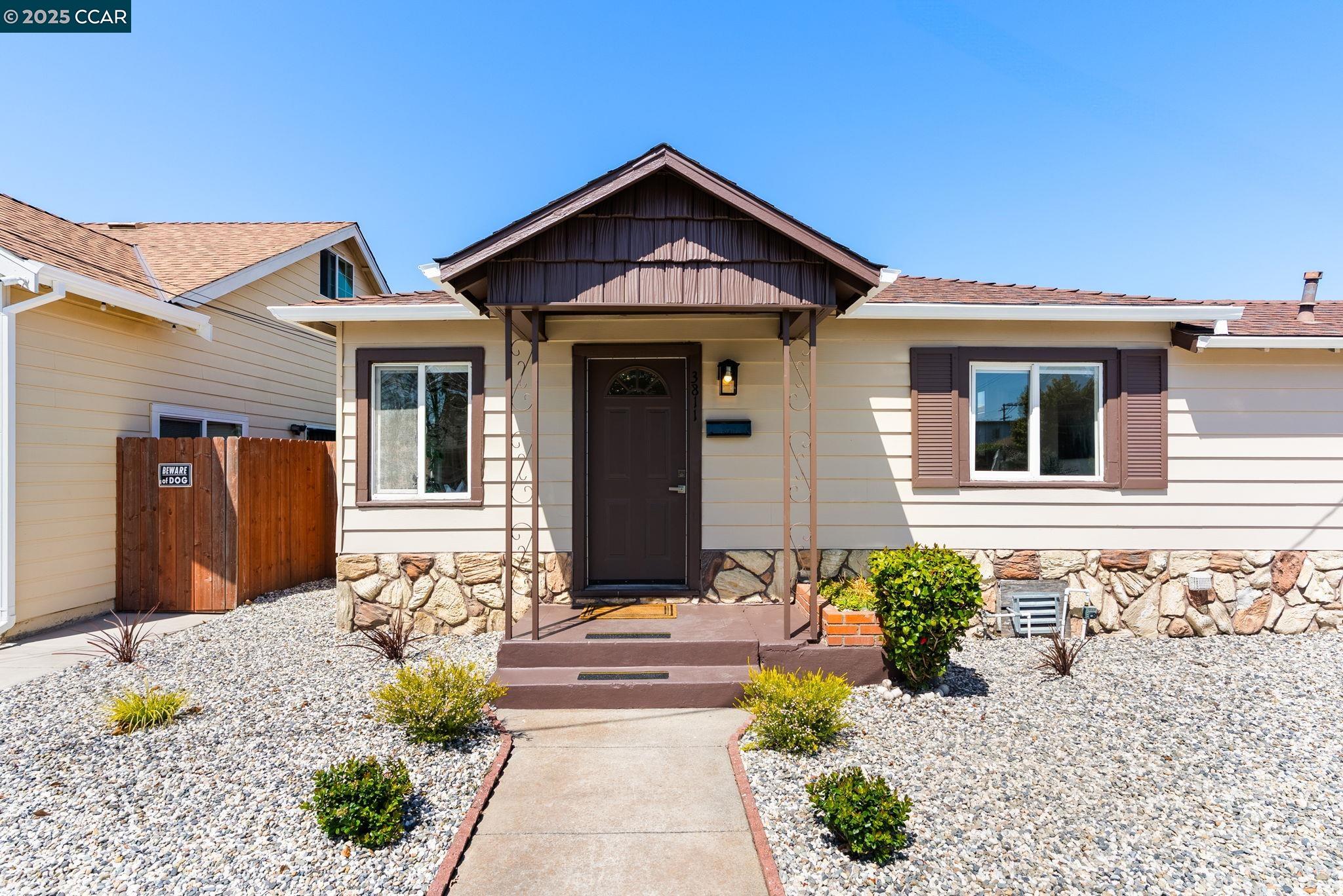 Detail Gallery Image 1 of 1 For 3811 Ohio Ave, Richmond,  CA 94804 - 3 Beds | 2 Baths