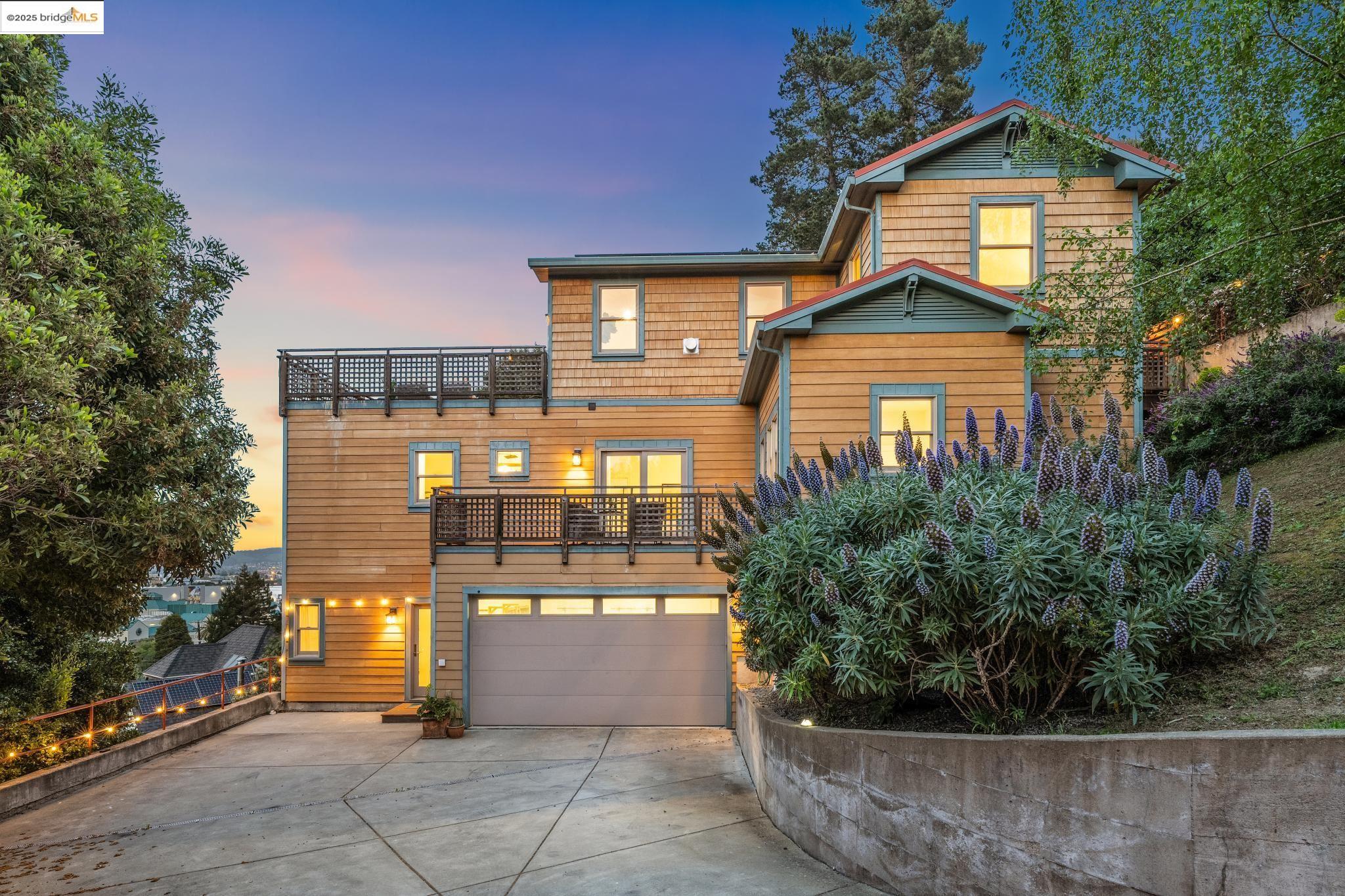 Detail Gallery Image 1 of 1 For 234 Buena Vista Ave, Richmond,  CA 94801 - 4 Beds | 3/1 Baths