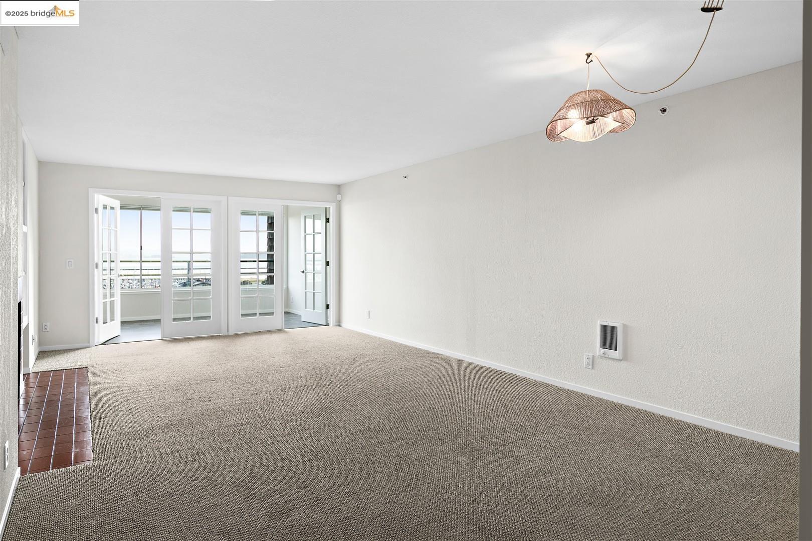 Detail Gallery Image 15 of 53 For 1301 Quarry Ct #303,  Richmond,  CA 94801 - 2 Beds | 2 Baths