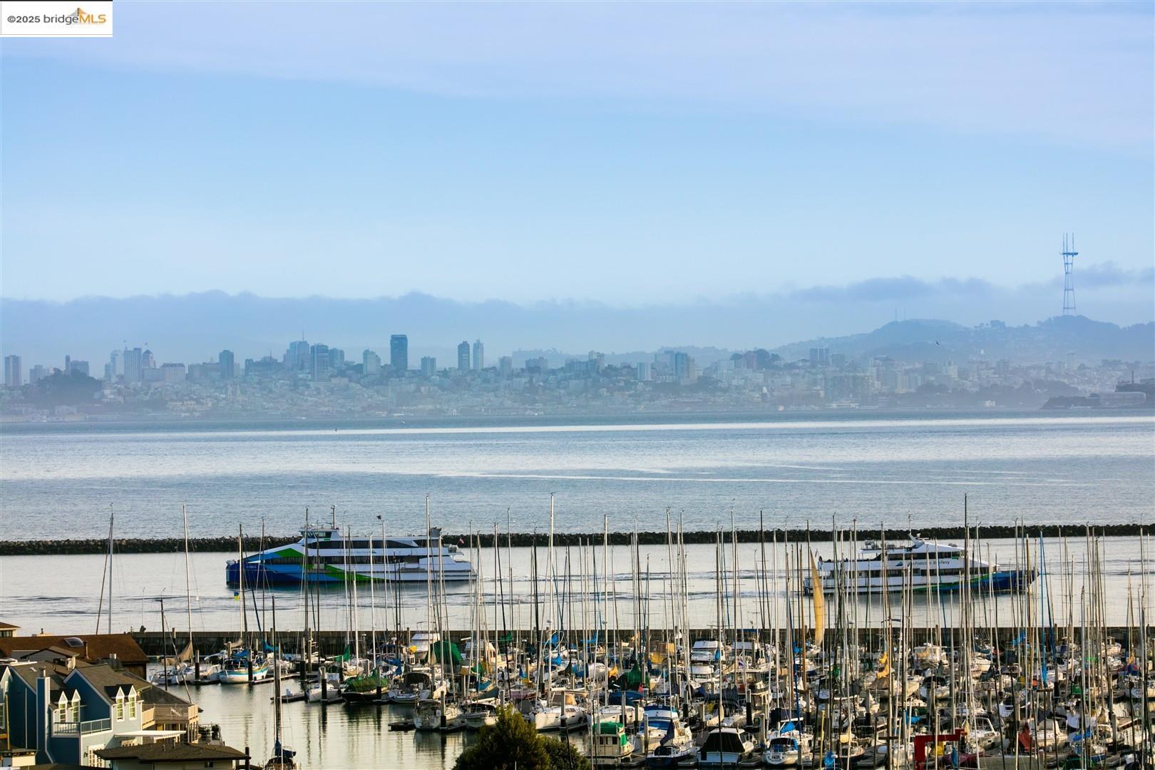 Detail Gallery Image 38 of 53 For 1301 Quarry Ct #303,  Richmond,  CA 94801 - 2 Beds | 2 Baths