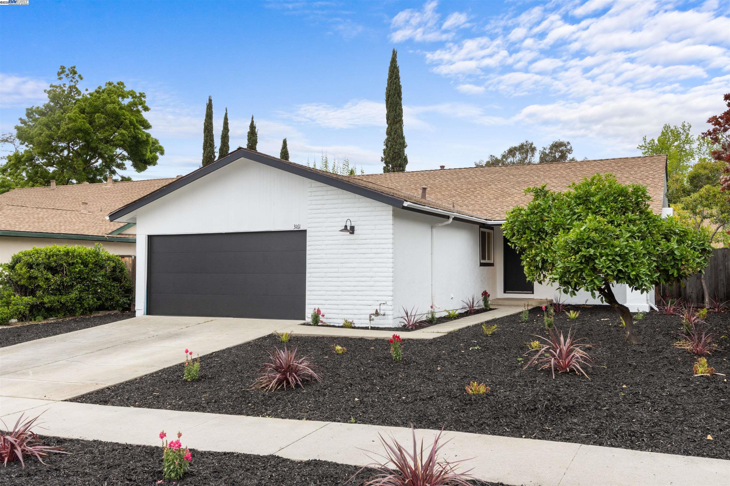 Detail Gallery Image 1 of 40 For 3161 Napa Dr, San Jose,  CA 95148 - 4 Beds | 2 Baths