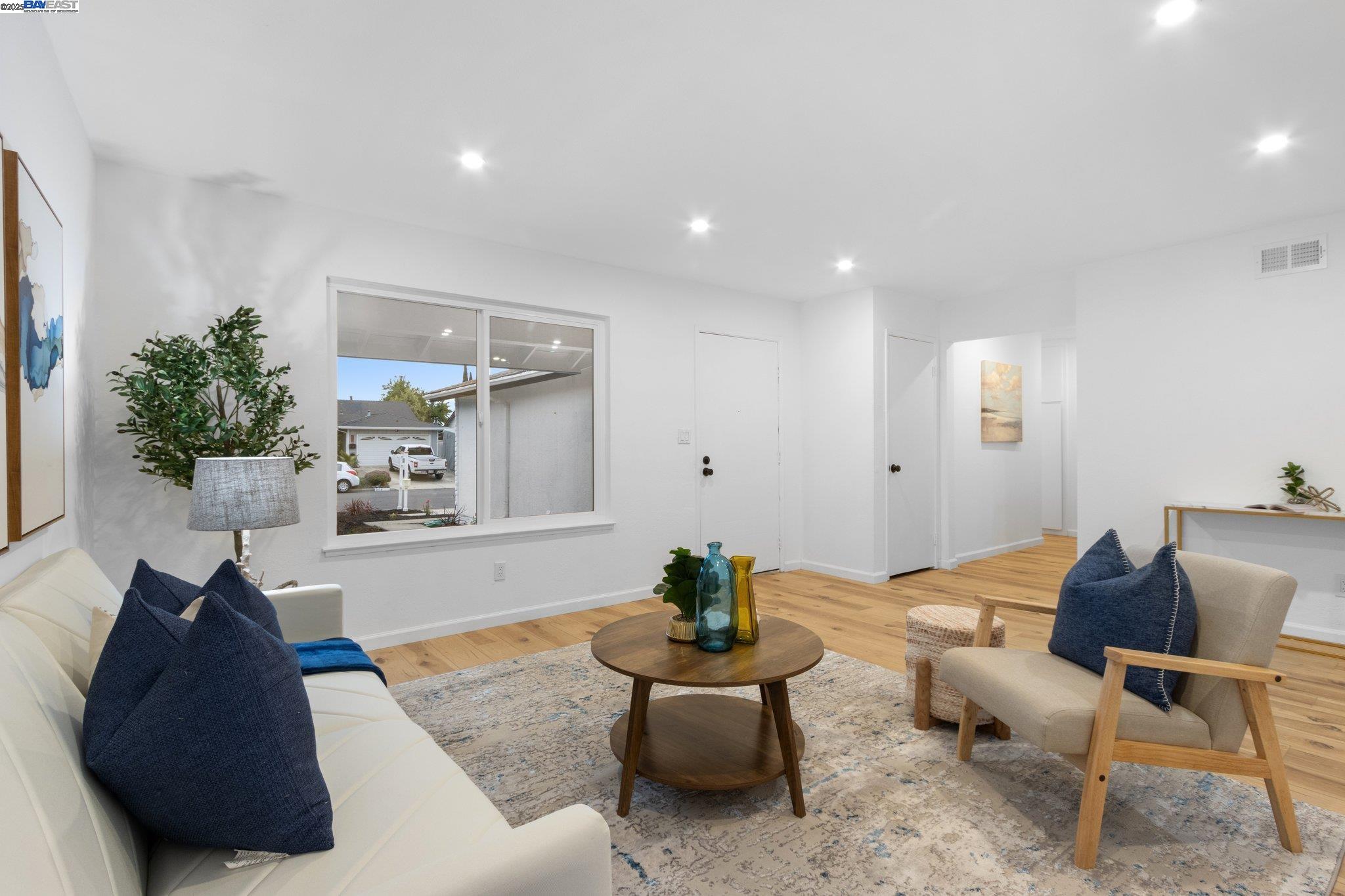 Detail Gallery Image 4 of 40 For 3161 Napa Dr, San Jose,  CA 95148 - 4 Beds | 2 Baths