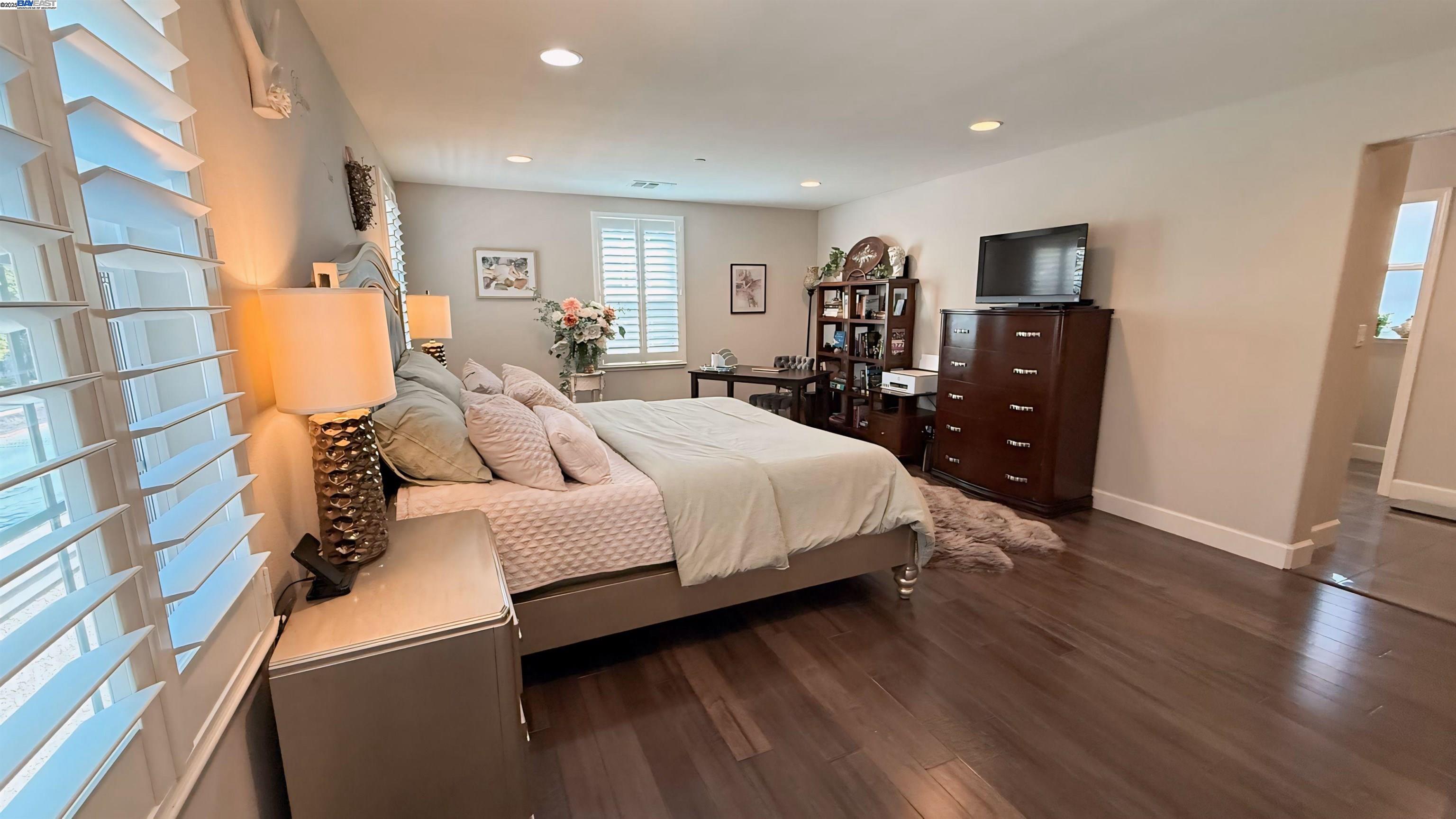Detail Gallery Image 16 of 36 For 131 Lusitano Way, Gilroy,  CA 95020 - 4 Beds | 2/1 Baths