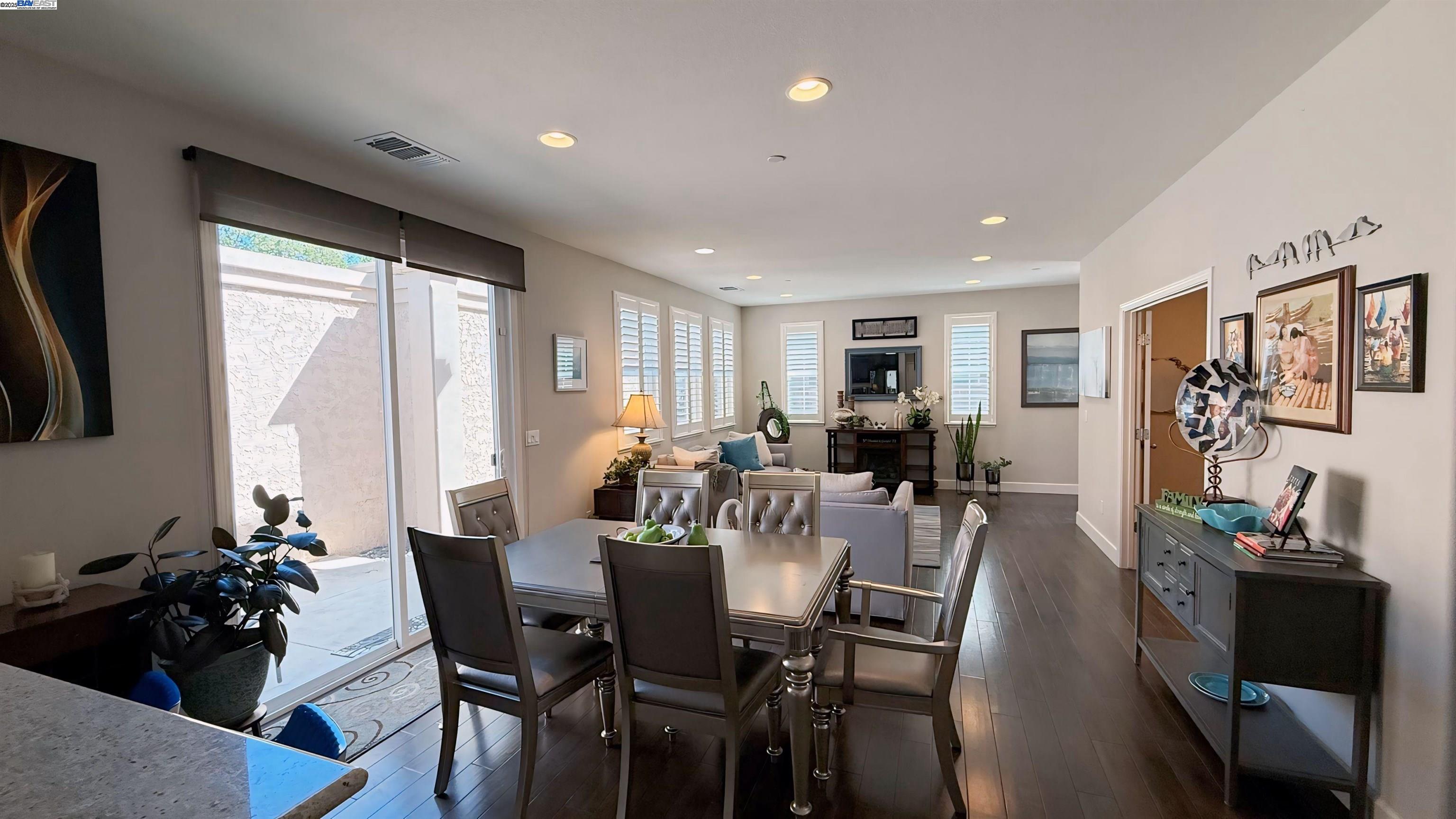 Detail Gallery Image 3 of 36 For 131 Lusitano Way, Gilroy,  CA 95020 - 4 Beds | 2/1 Baths
