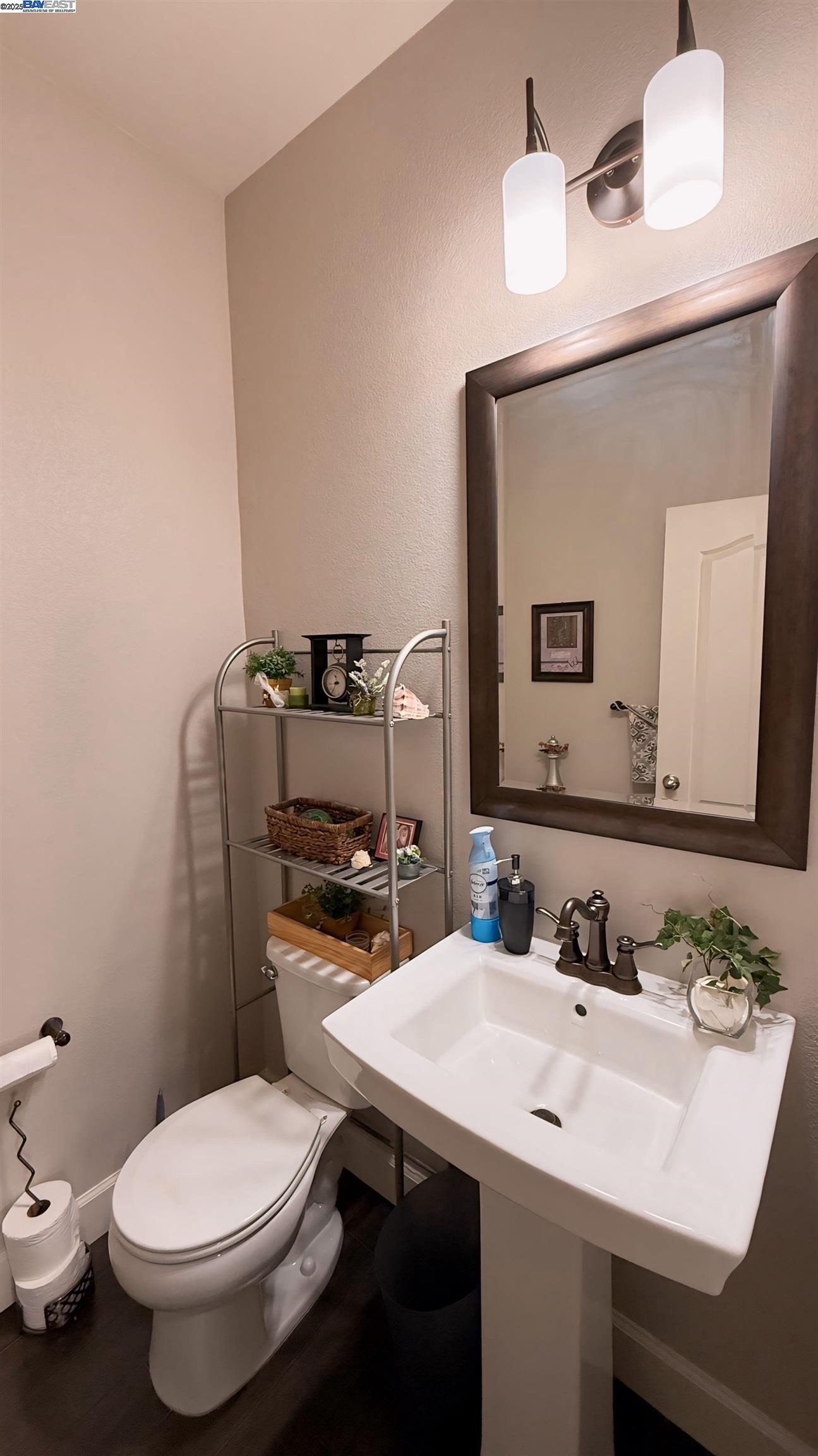 Detail Gallery Image 28 of 36 For 131 Lusitano Way, Gilroy,  CA 95020 - 4 Beds | 2/1 Baths