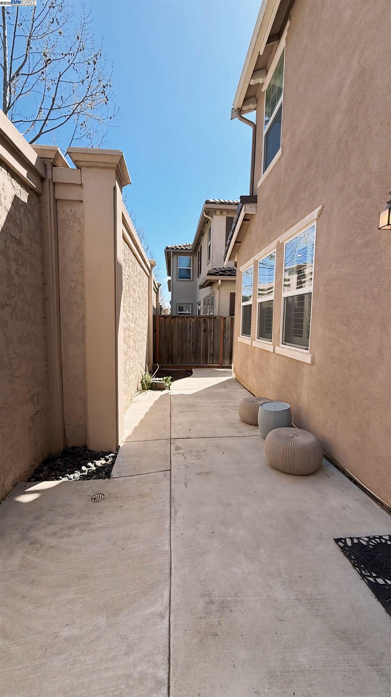 Detail Gallery Image 33 of 36 For 131 Lusitano Way, Gilroy,  CA 95020 - 4 Beds | 2/1 Baths