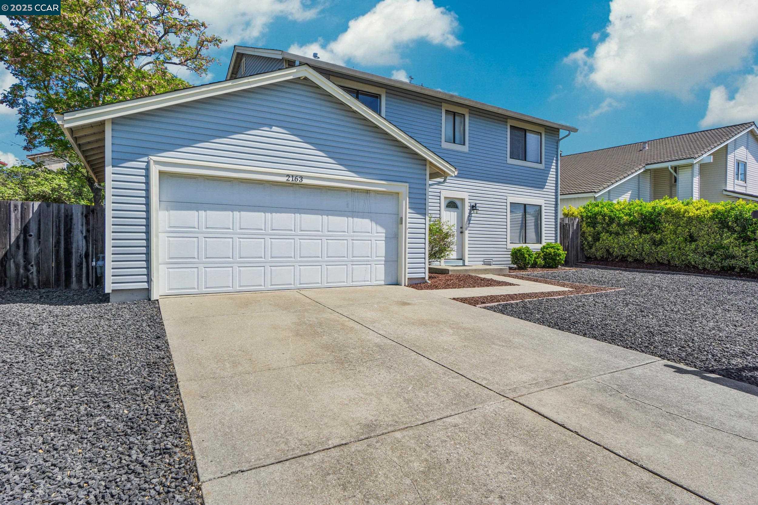 Detail Gallery Image 1 of 53 For 2163 Redwood Rd, Hercules,  CA 94547 - 4 Beds | 2/1 Baths