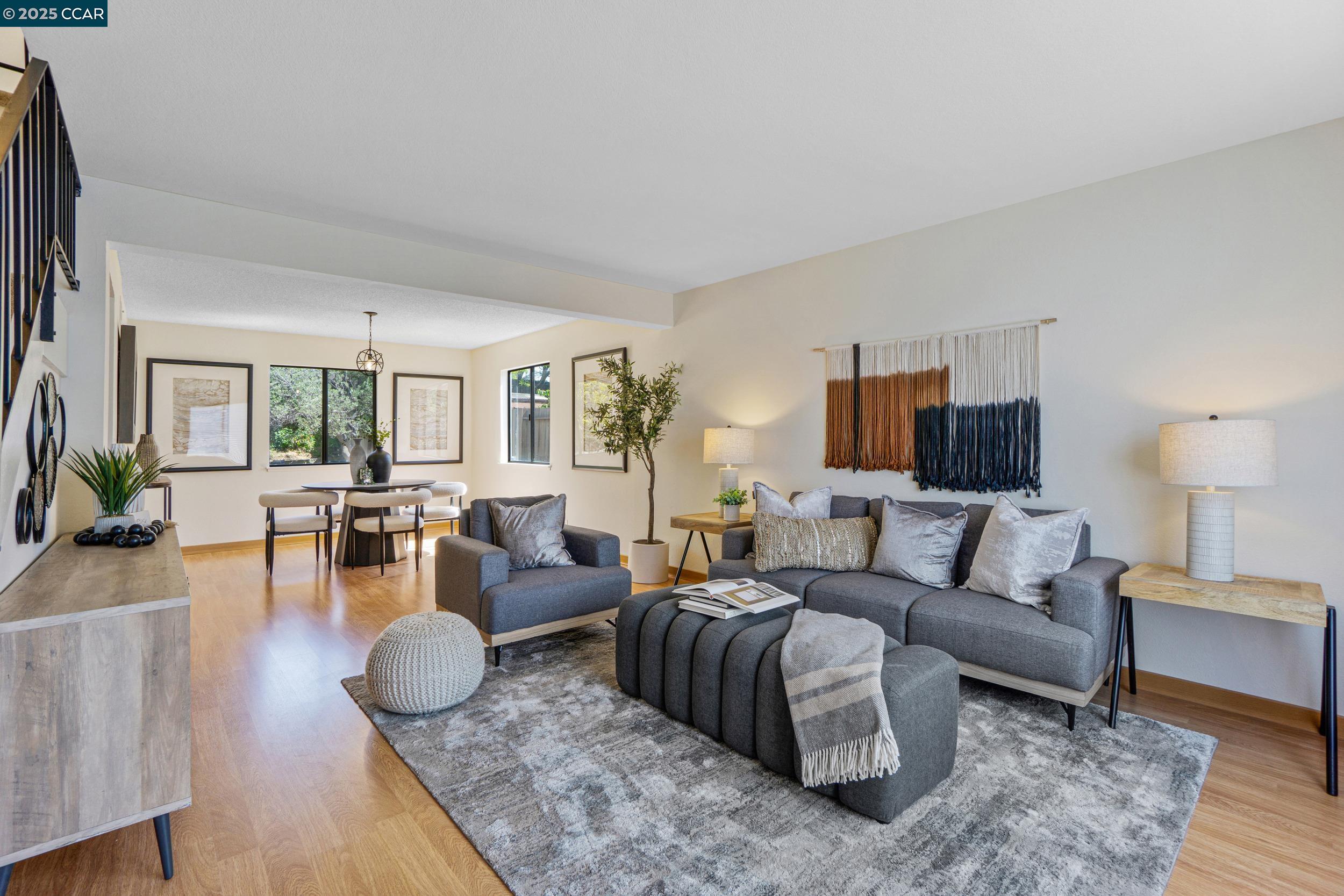Detail Gallery Image 5 of 53 For 2163 Redwood Rd, Hercules,  CA 94547 - 4 Beds | 2/1 Baths