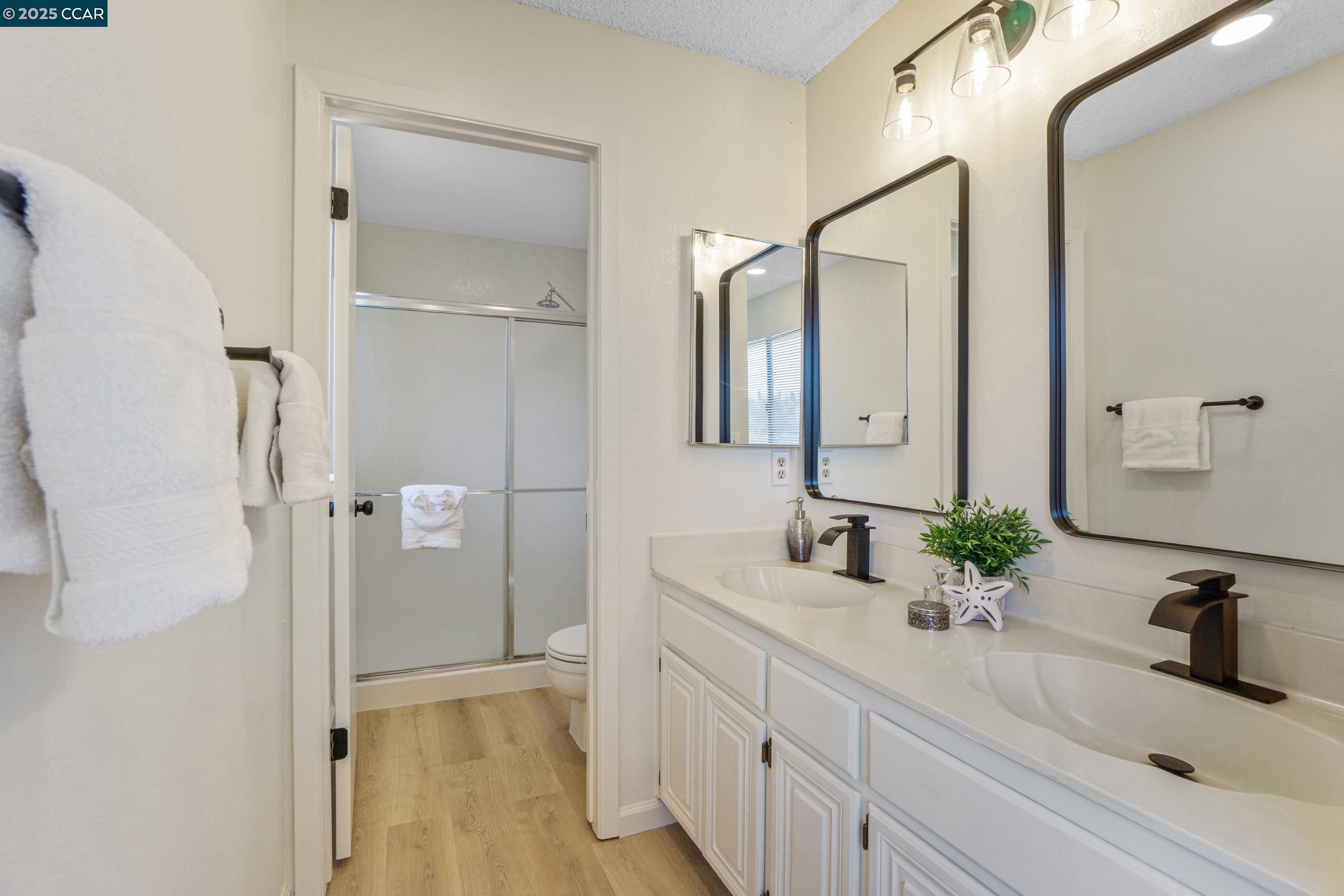 Detail Gallery Image 43 of 53 For 2163 Redwood Rd, Hercules,  CA 94547 - 4 Beds | 2/1 Baths